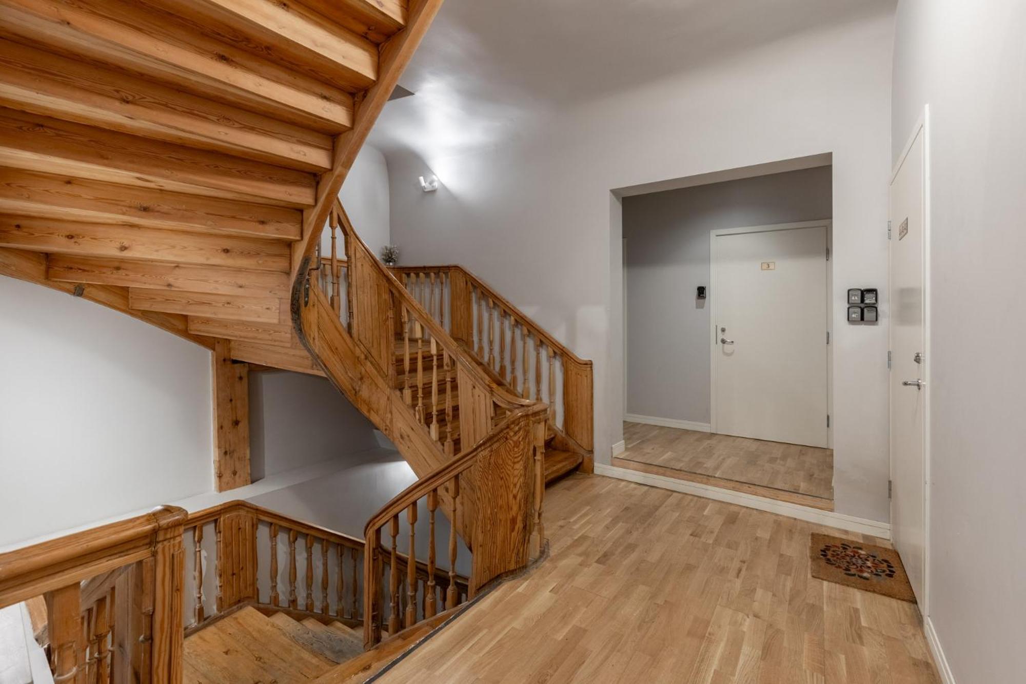 S6 Old Town Apartments