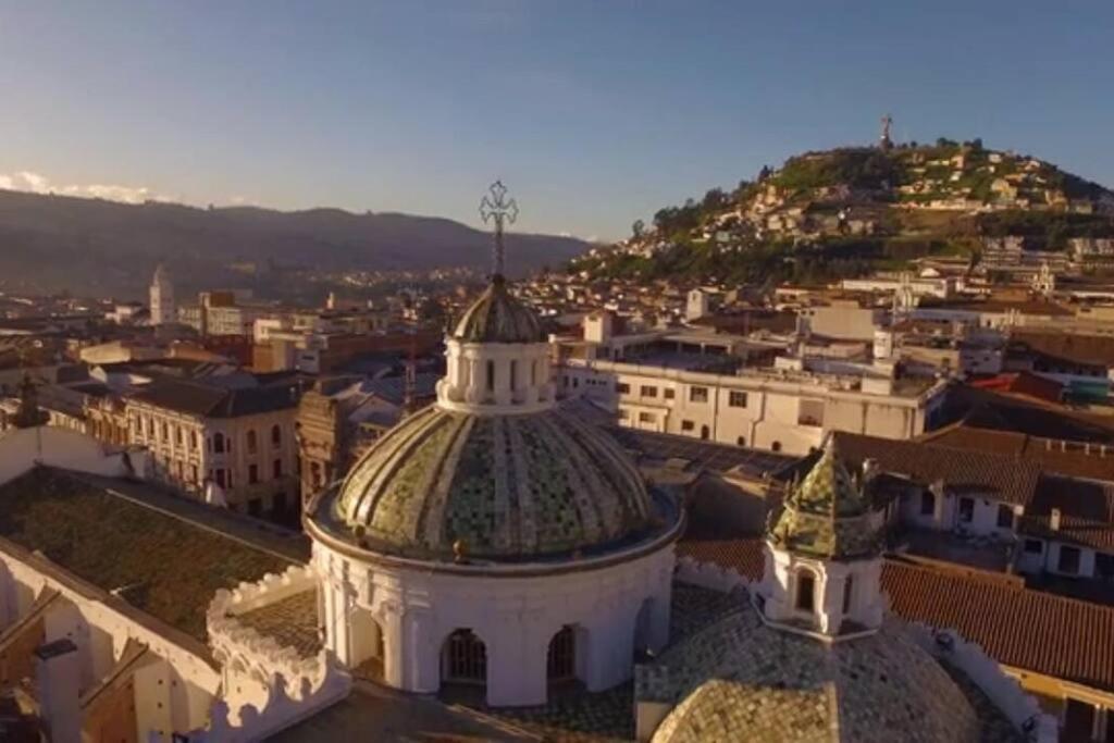 Hermoso departamento en Centro Histórico Quito