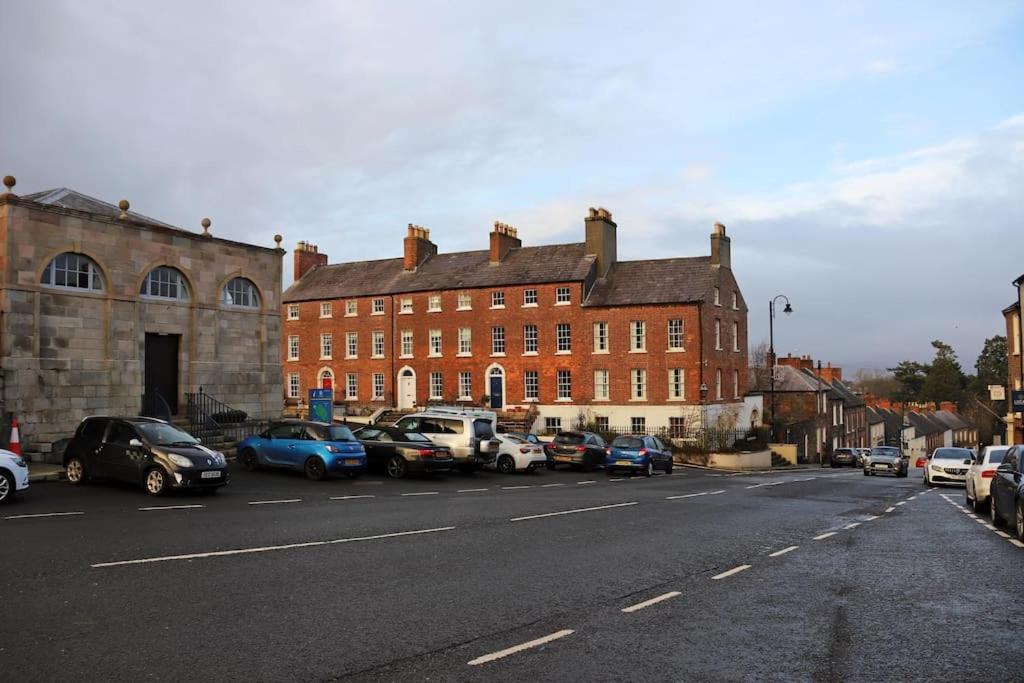 Royal Hillsborough Village Luxury Townhouse view 4