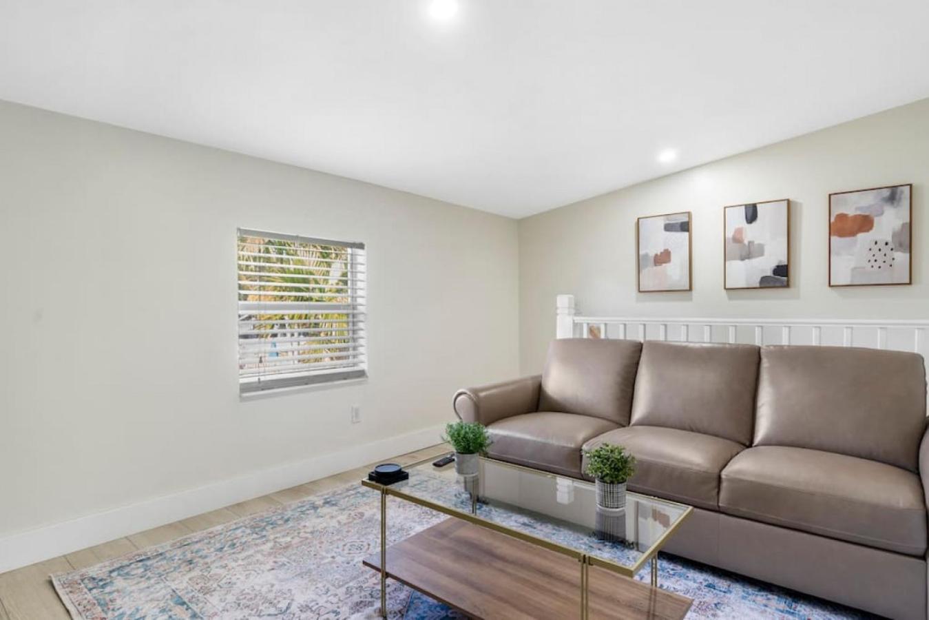 Tropical Pool Loft with SMART TVS view 5