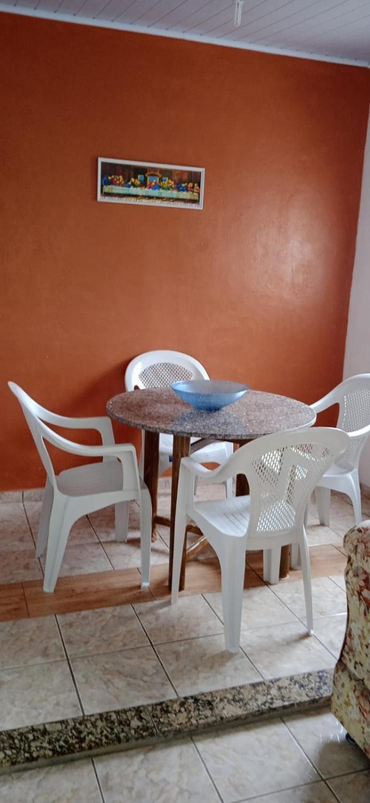 Casa para temporada em São Pedro da Aldeia Até 6 pessoas
