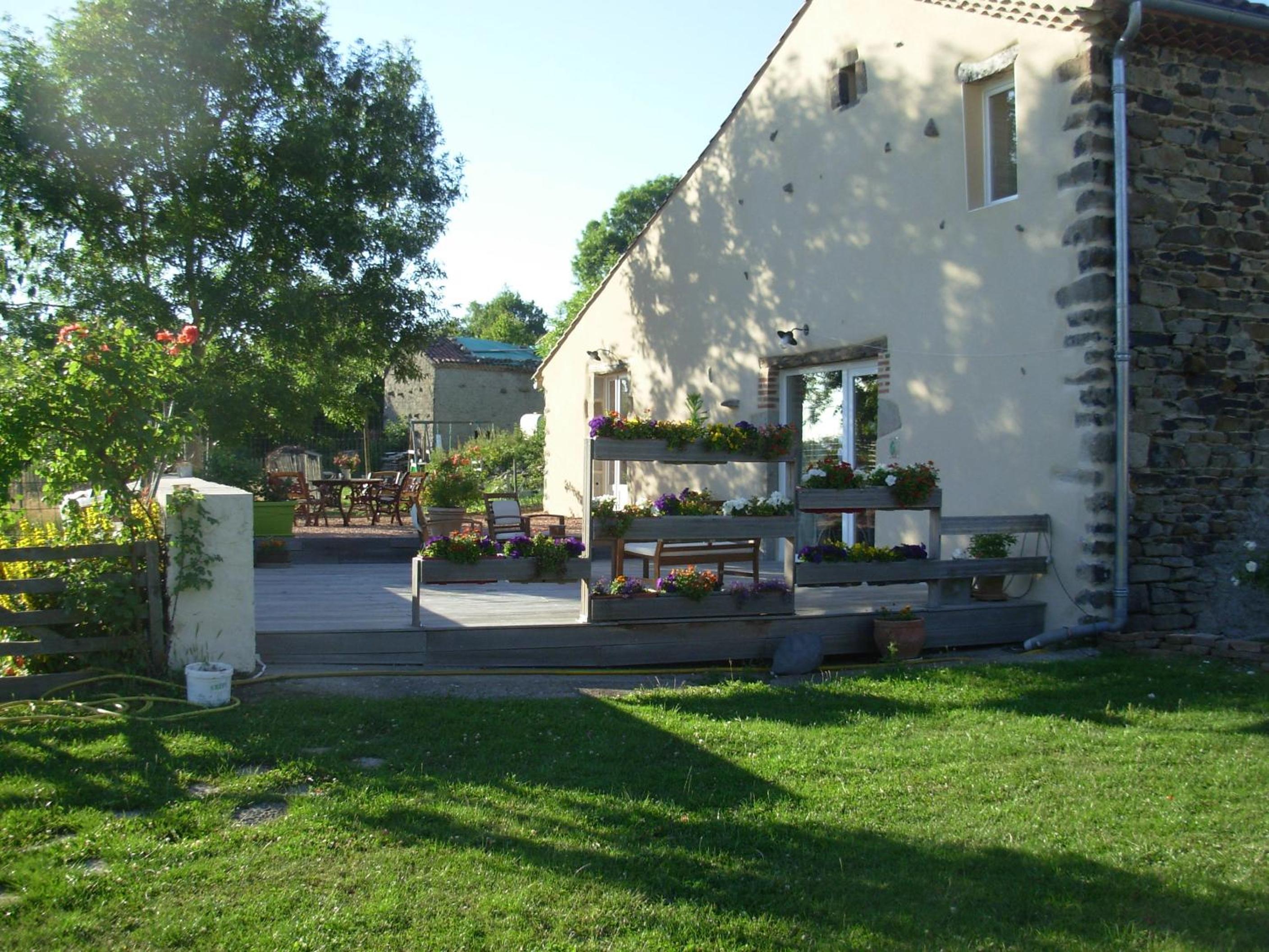 Le Jardin des Pierres Brunes