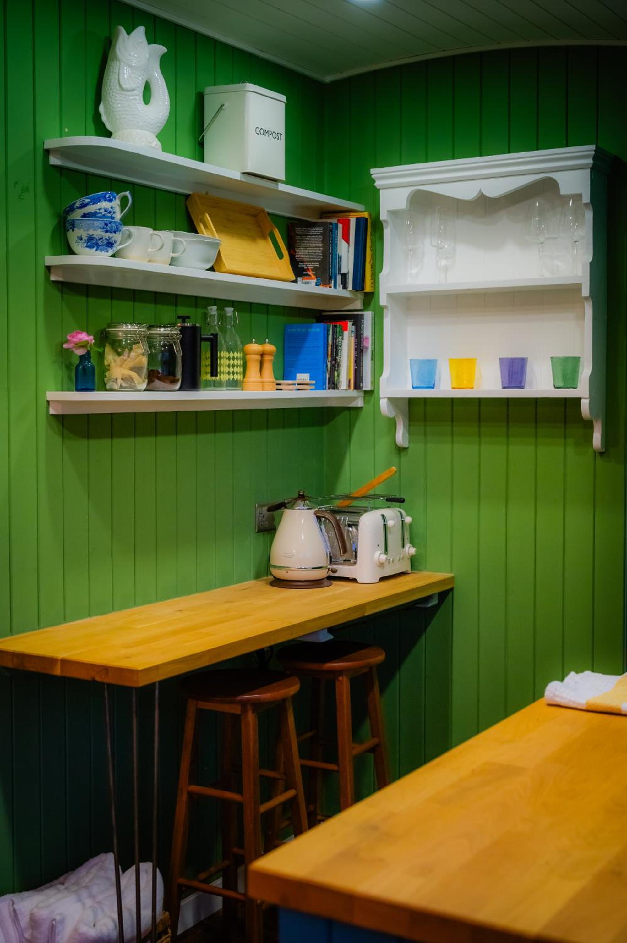 Gooseberry Shepherds Hut