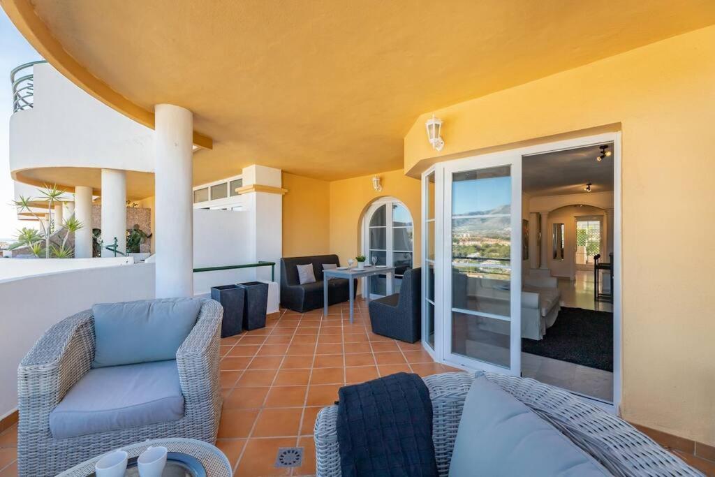 Exceptional views at Señorio de Aloha RDR370 view 4