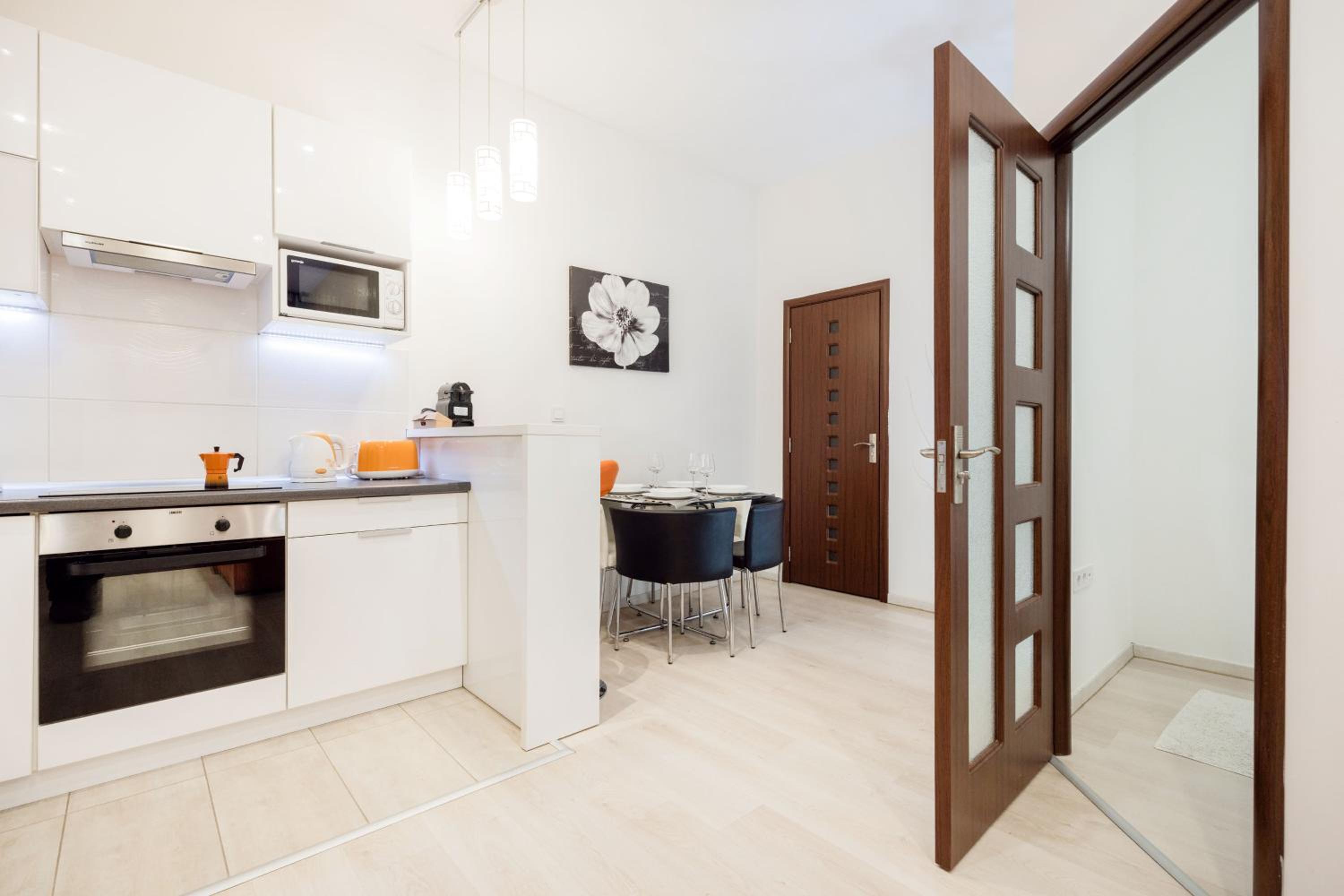Modern Westend CityCenter Home