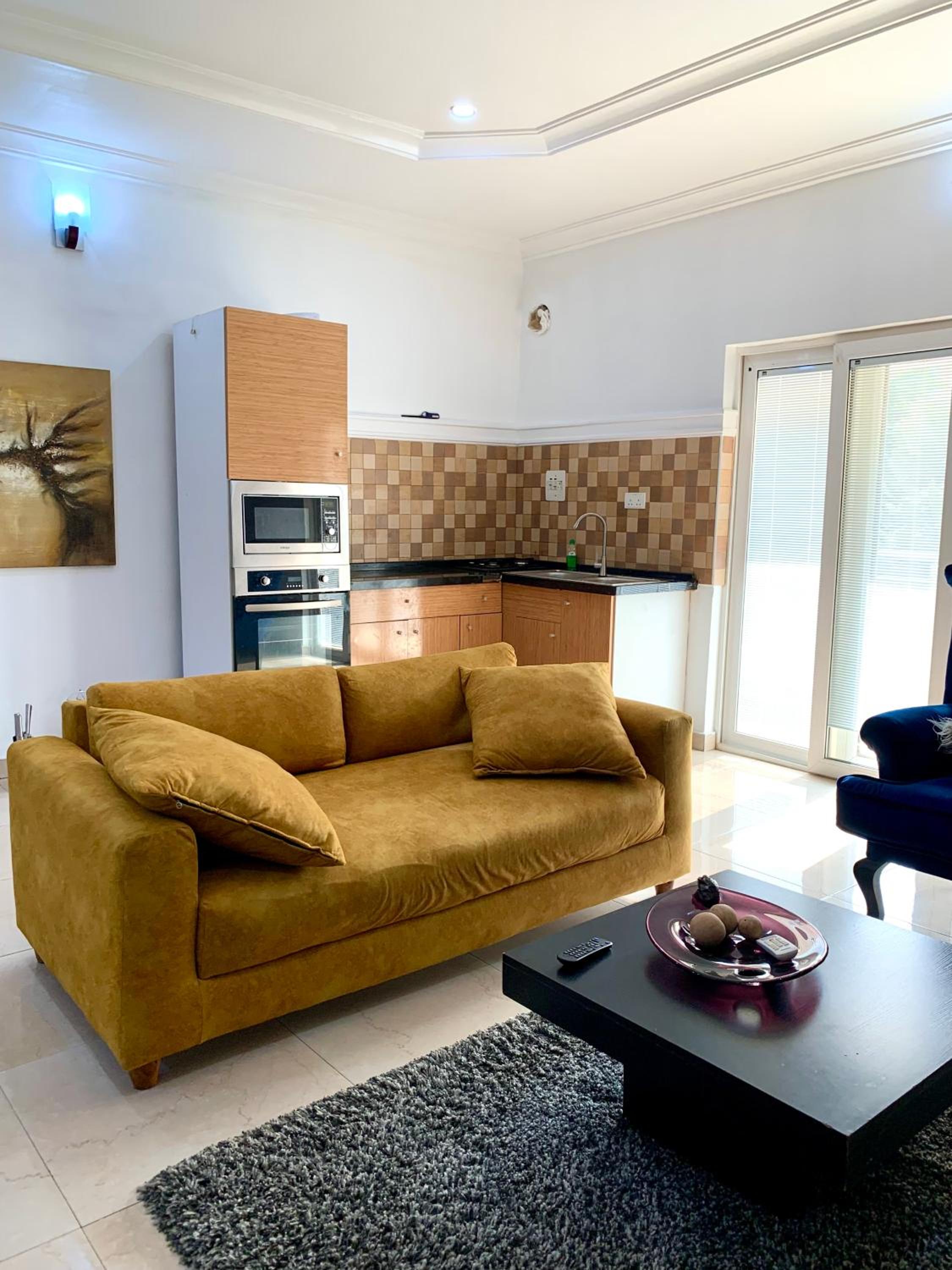 Tranquil Apartment - 247 Power, Wi-Fi, Washing Machine