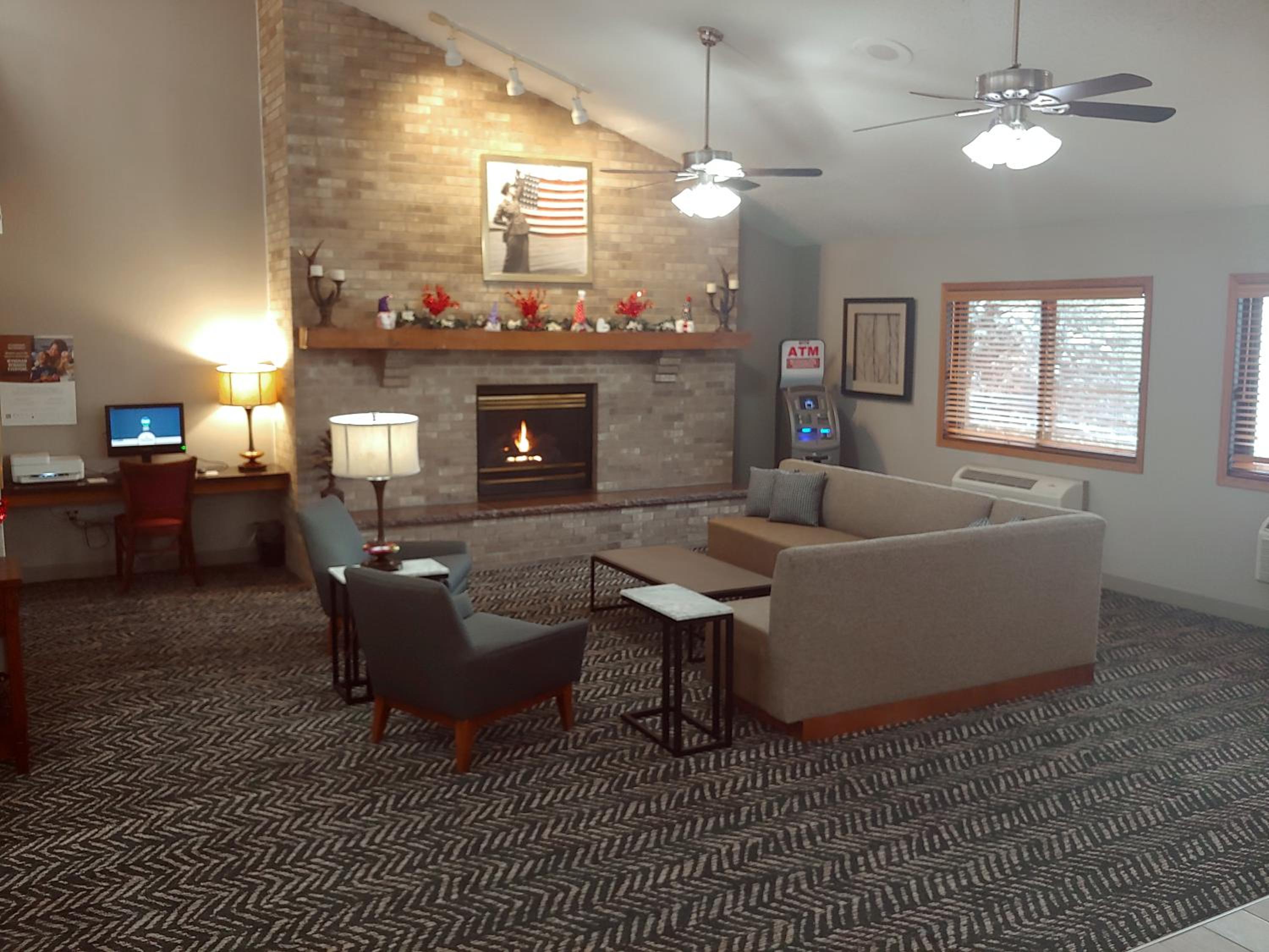 AmericInn by Wyndham Dickinson view 3
