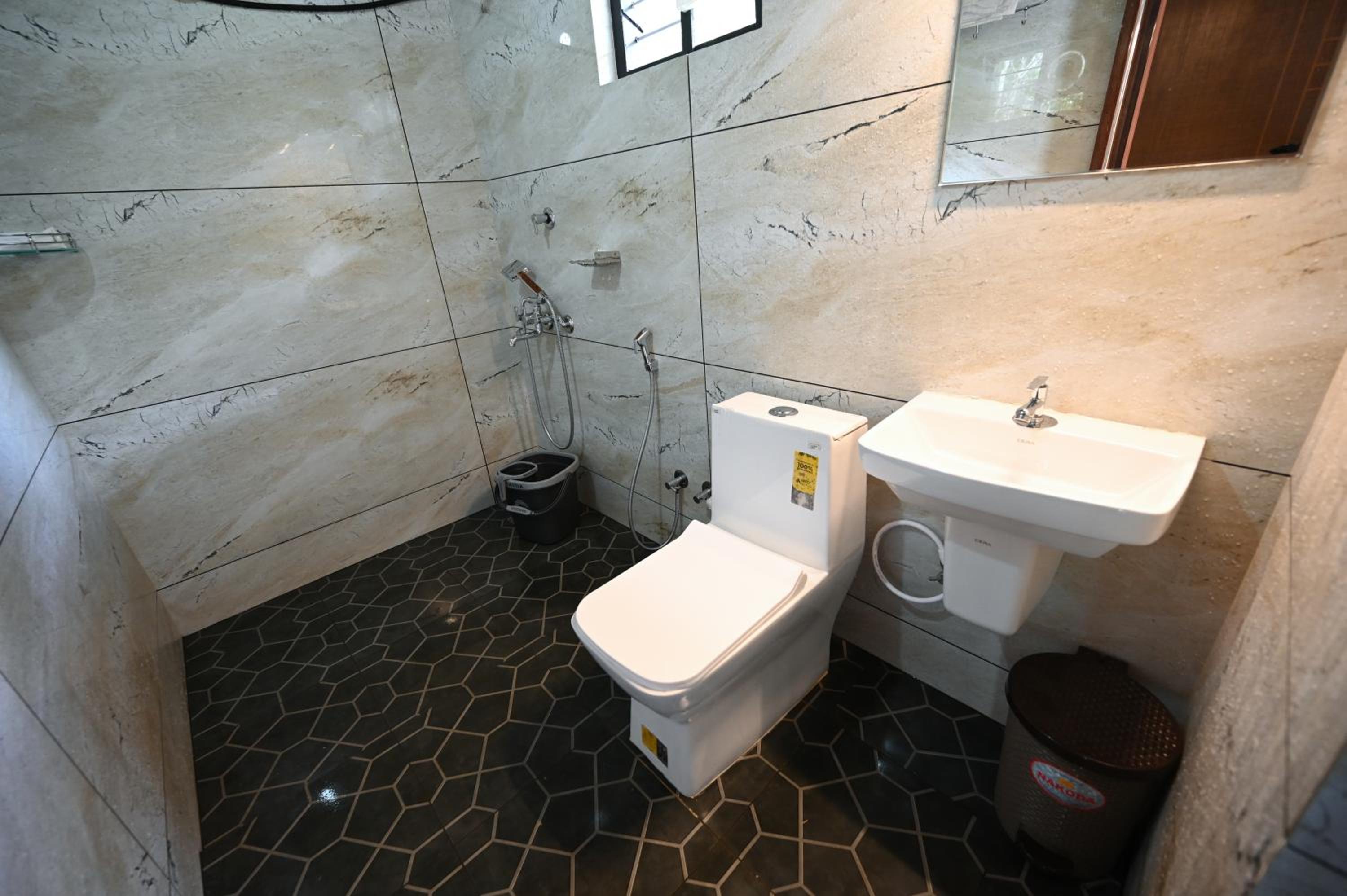Photo 20