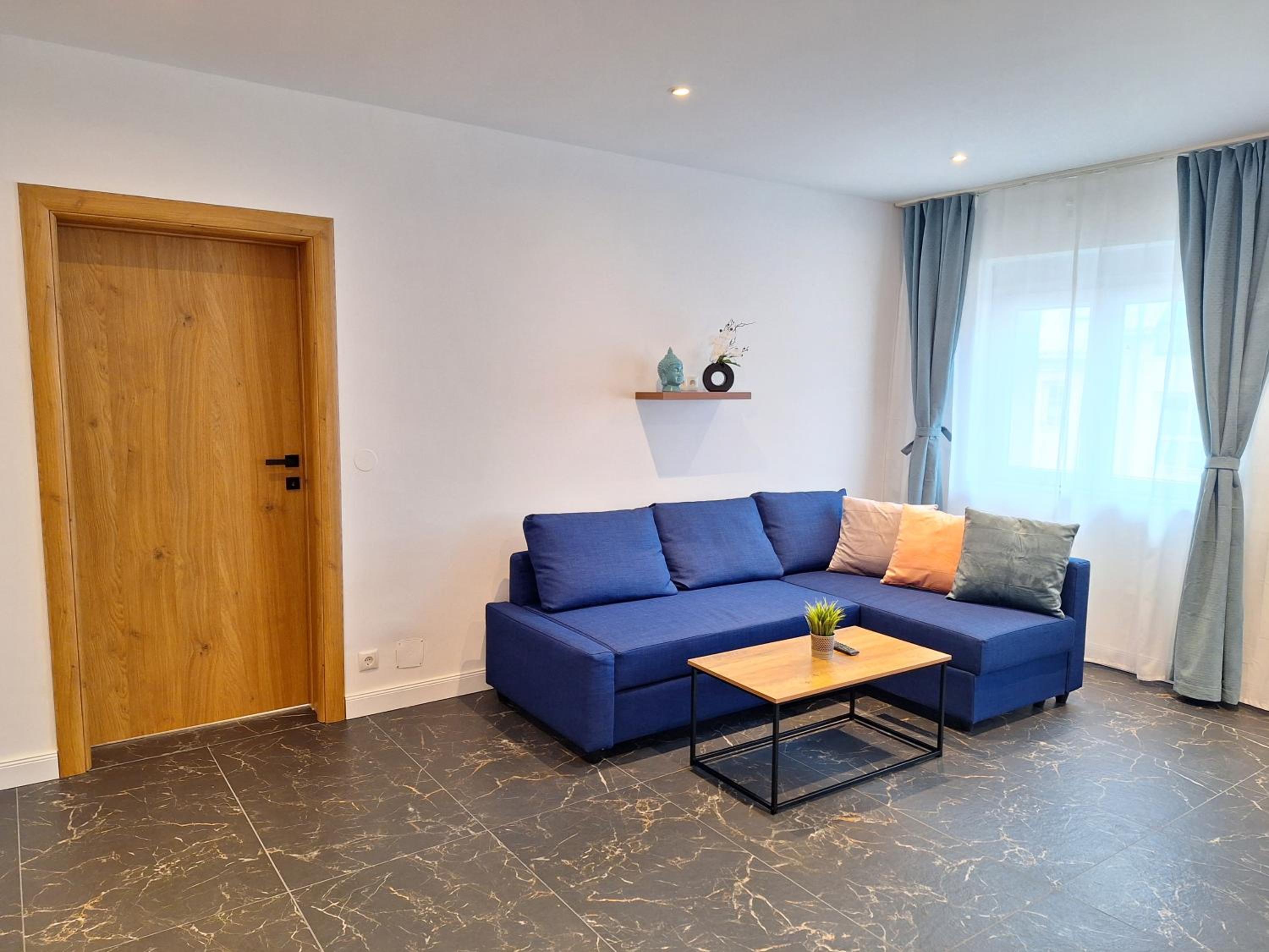 65m2 Apartment near Vienna - Up to 6 Guests - Self Check-in - Free Parking