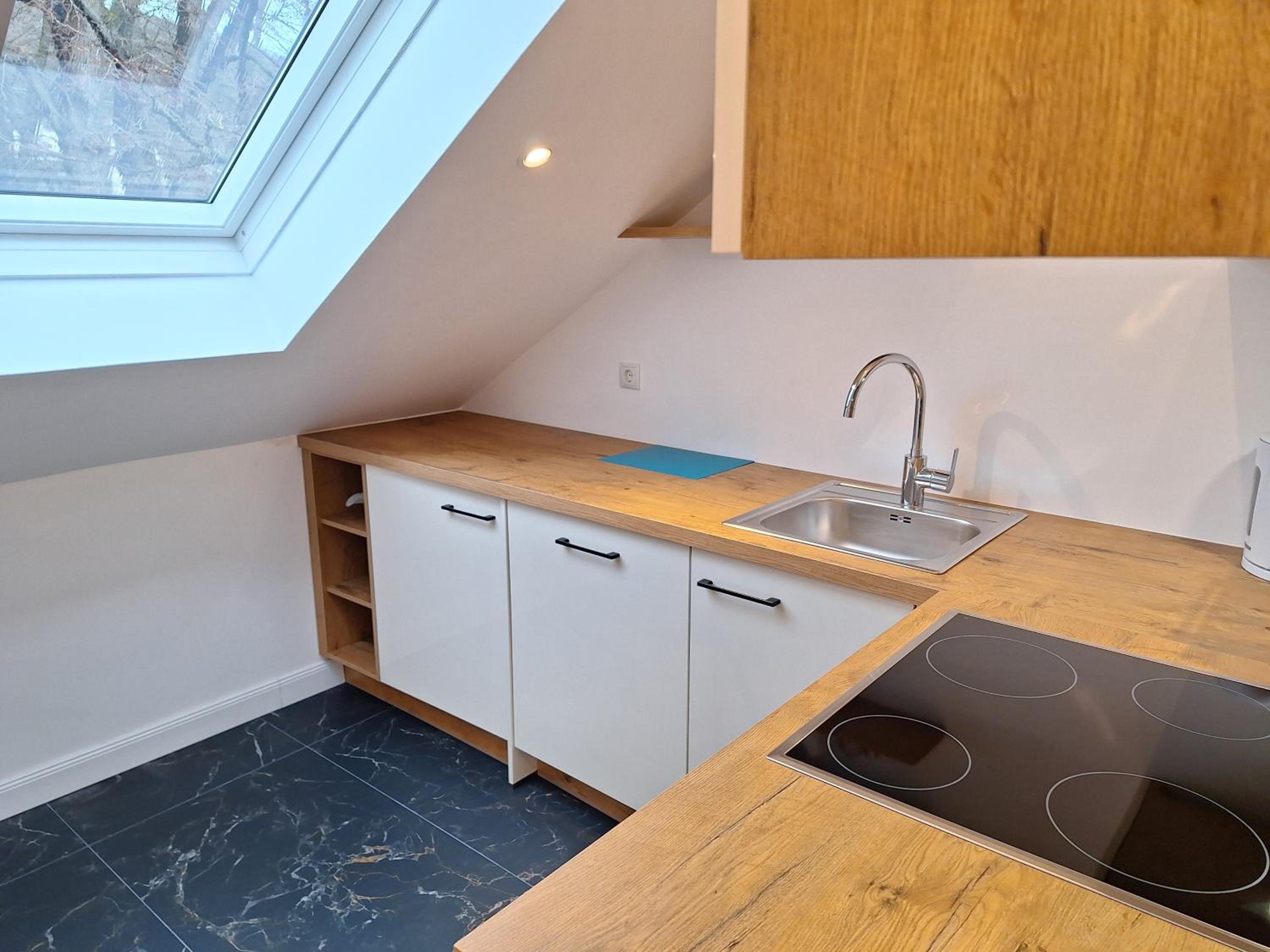 65m2 Apartment near Vienna - Up to 6 Guests - Self Check-in - Free Parking
