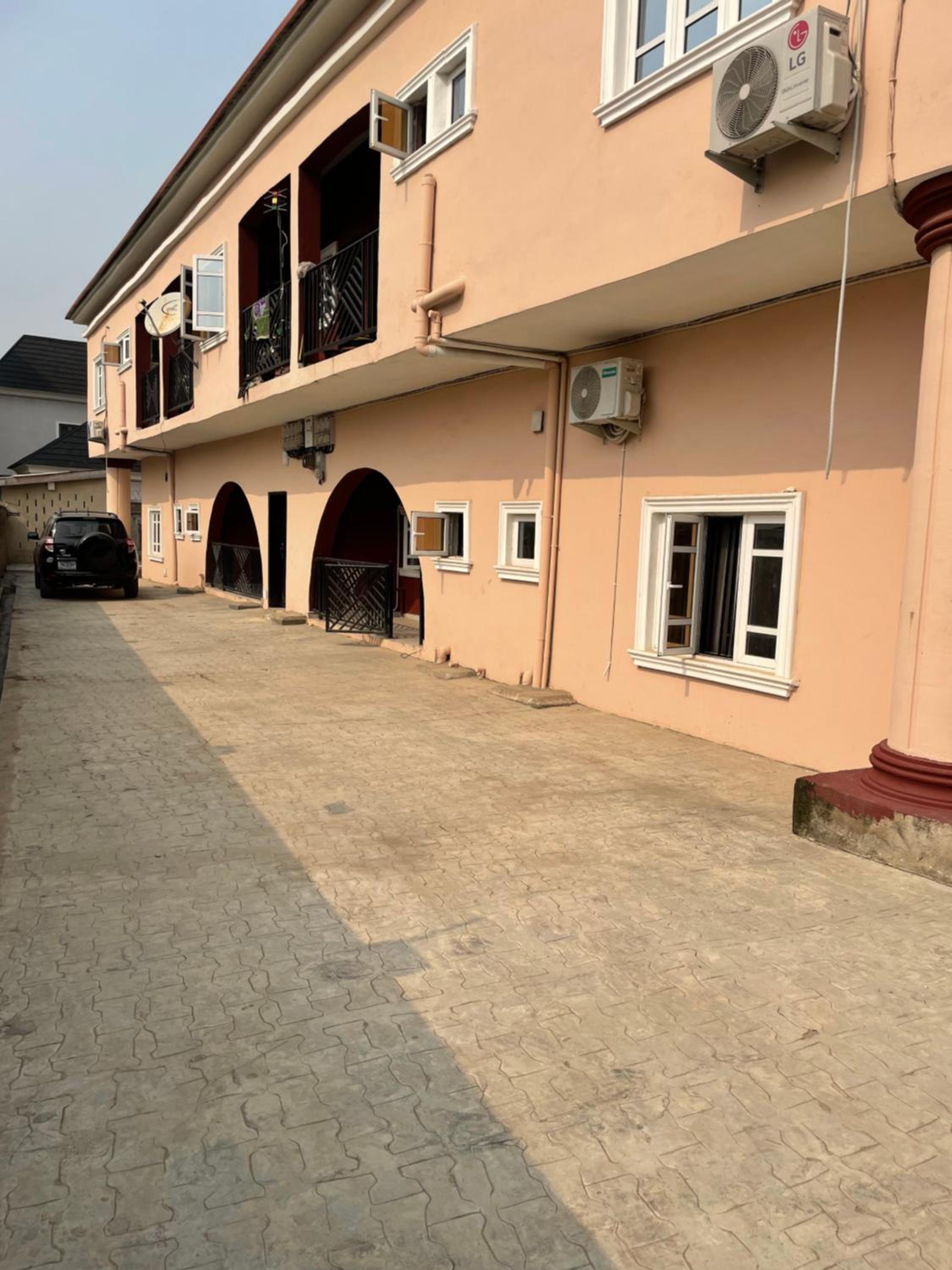 Essential Homez 3 Bedroom Serviced Apartment, Ago Palace way Okota view 3