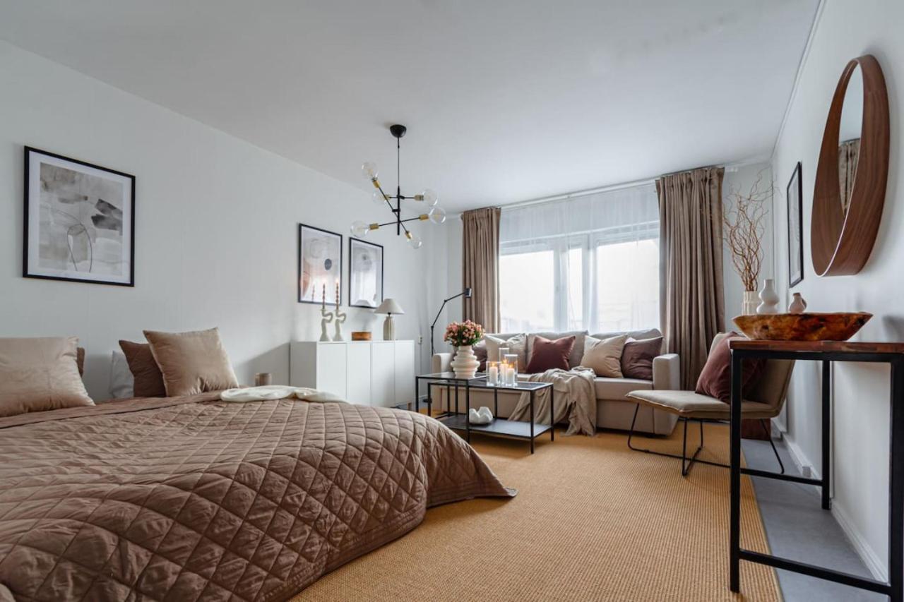 Cozy Sodermalm Studio for Four view 2