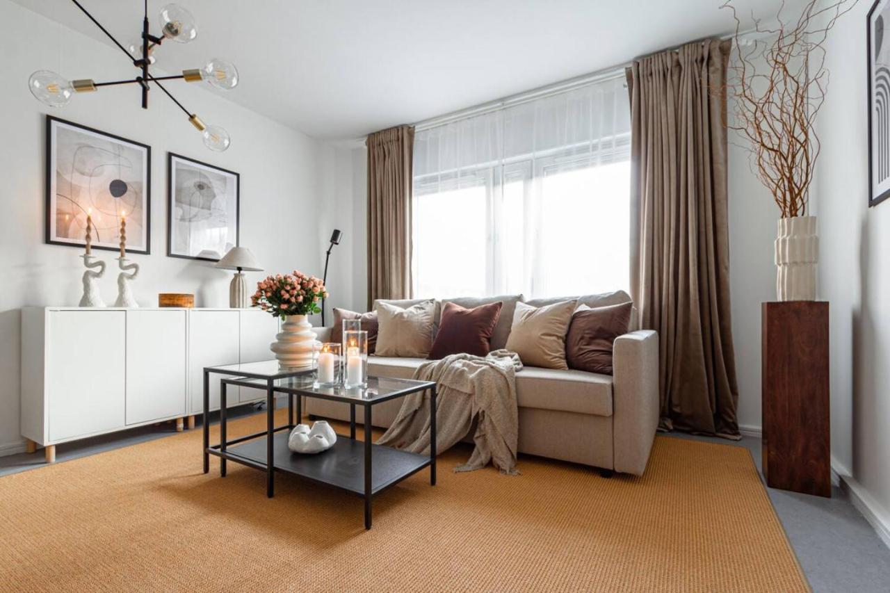 Cozy Sodermalm Studio for Four view 5