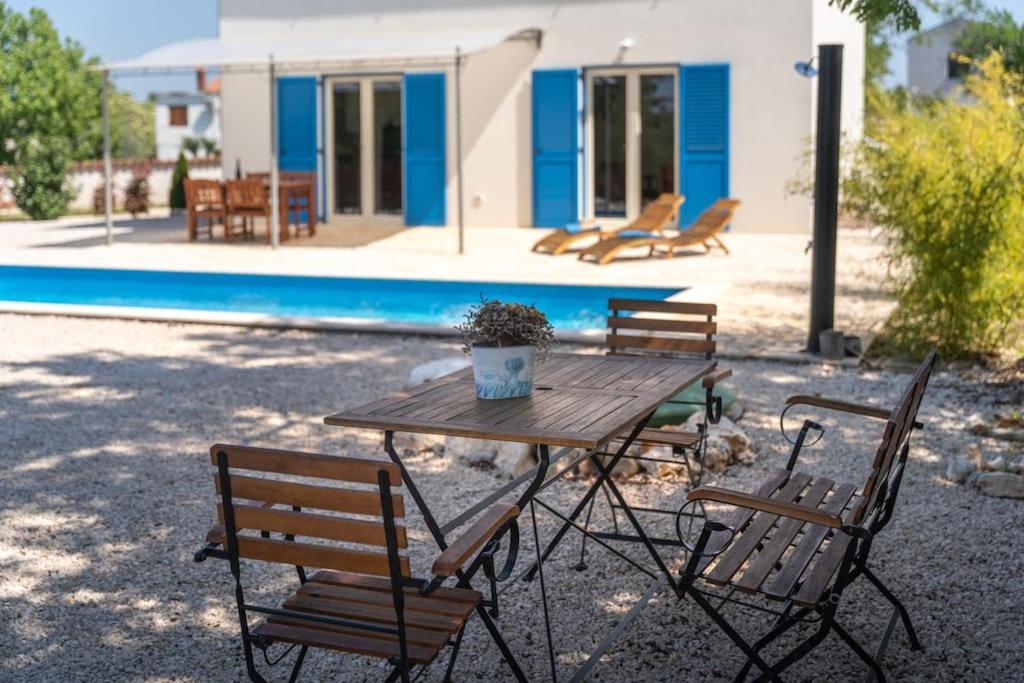 Villa Shana view 4