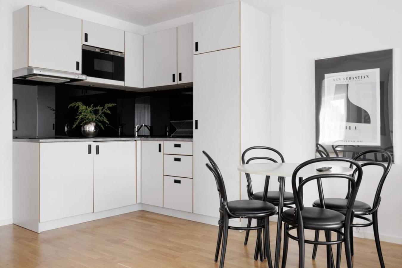 Contemporary 2-BR with Workspace