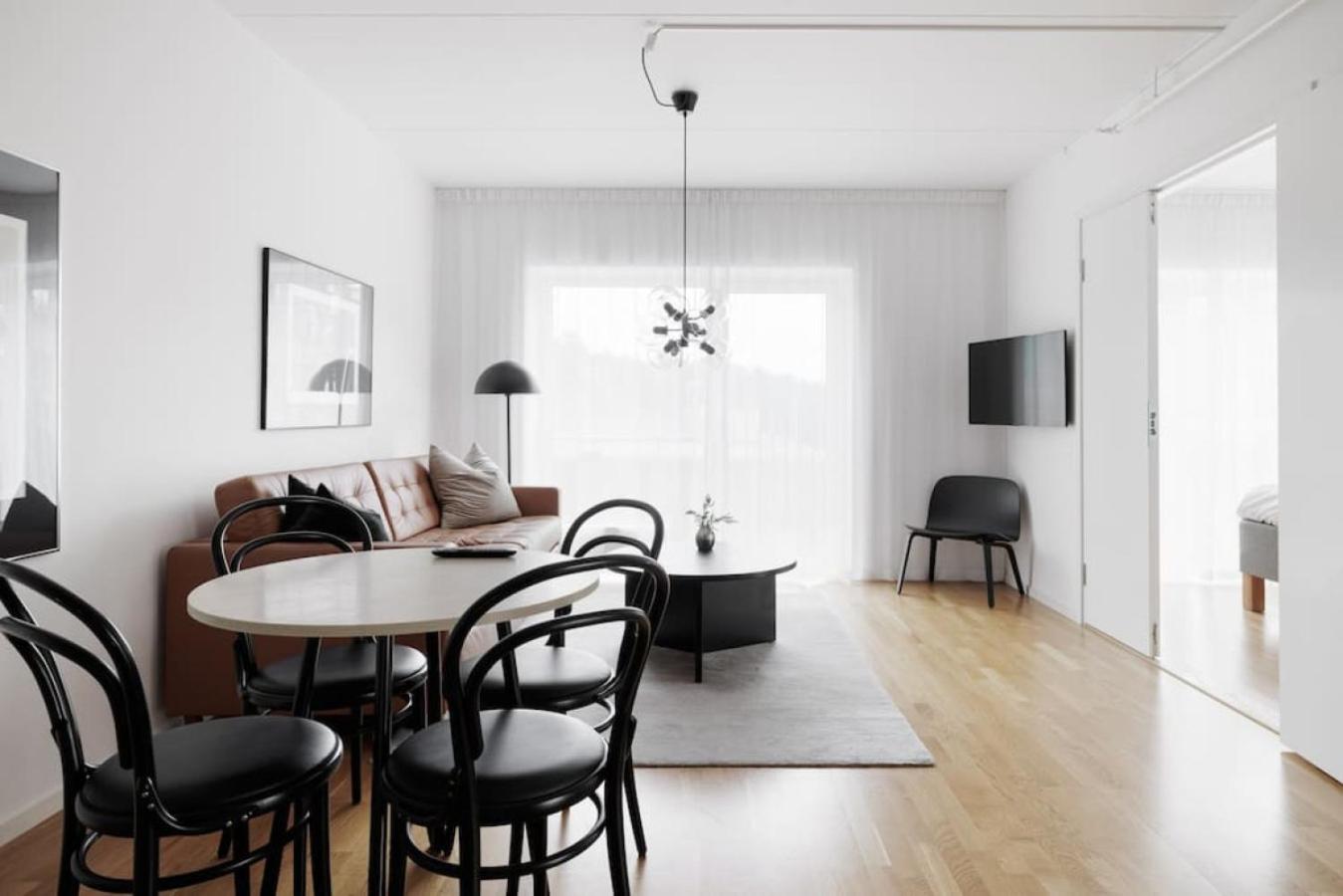 Contemporary 2-BR with Workspace