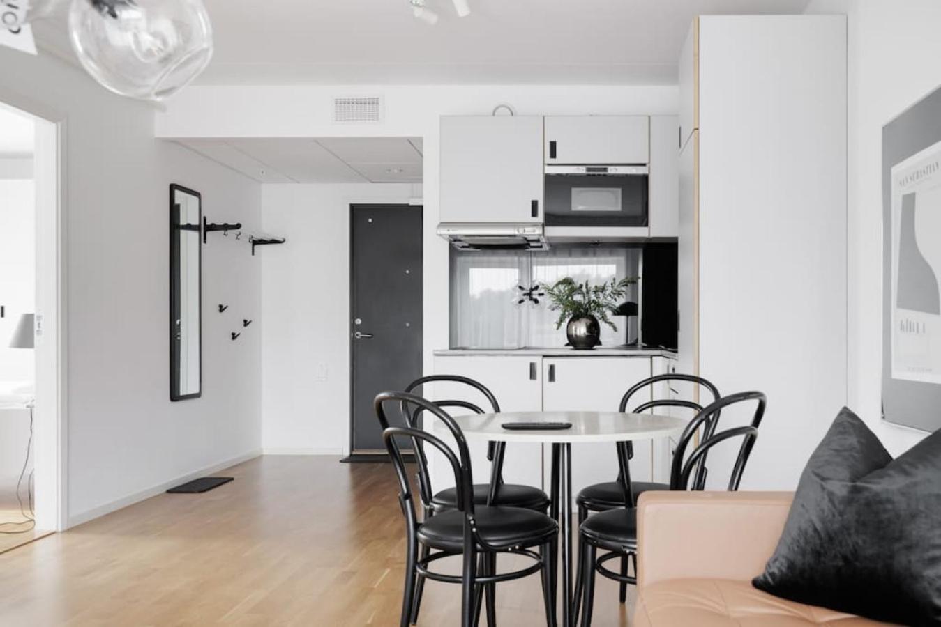 Contemporary 2-BR with Workspace