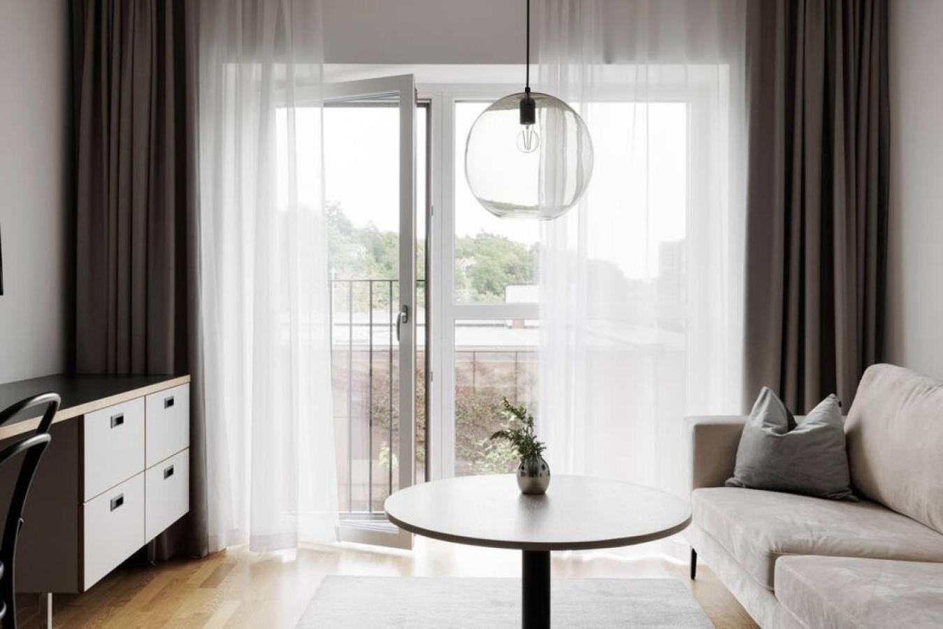 Cozy, Modern Studio w. Workspace view 5