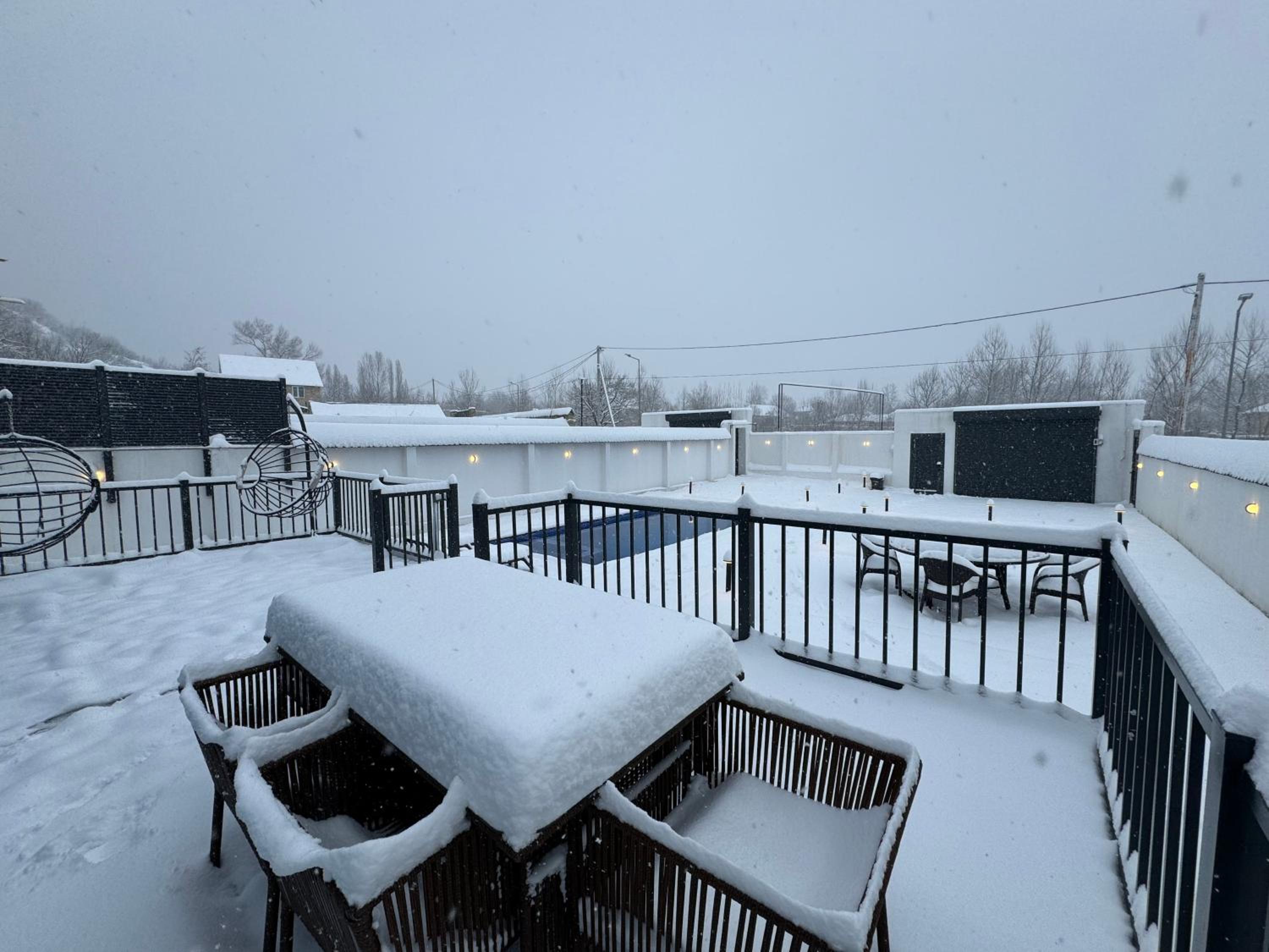 Qafqaz Falcon Chalet