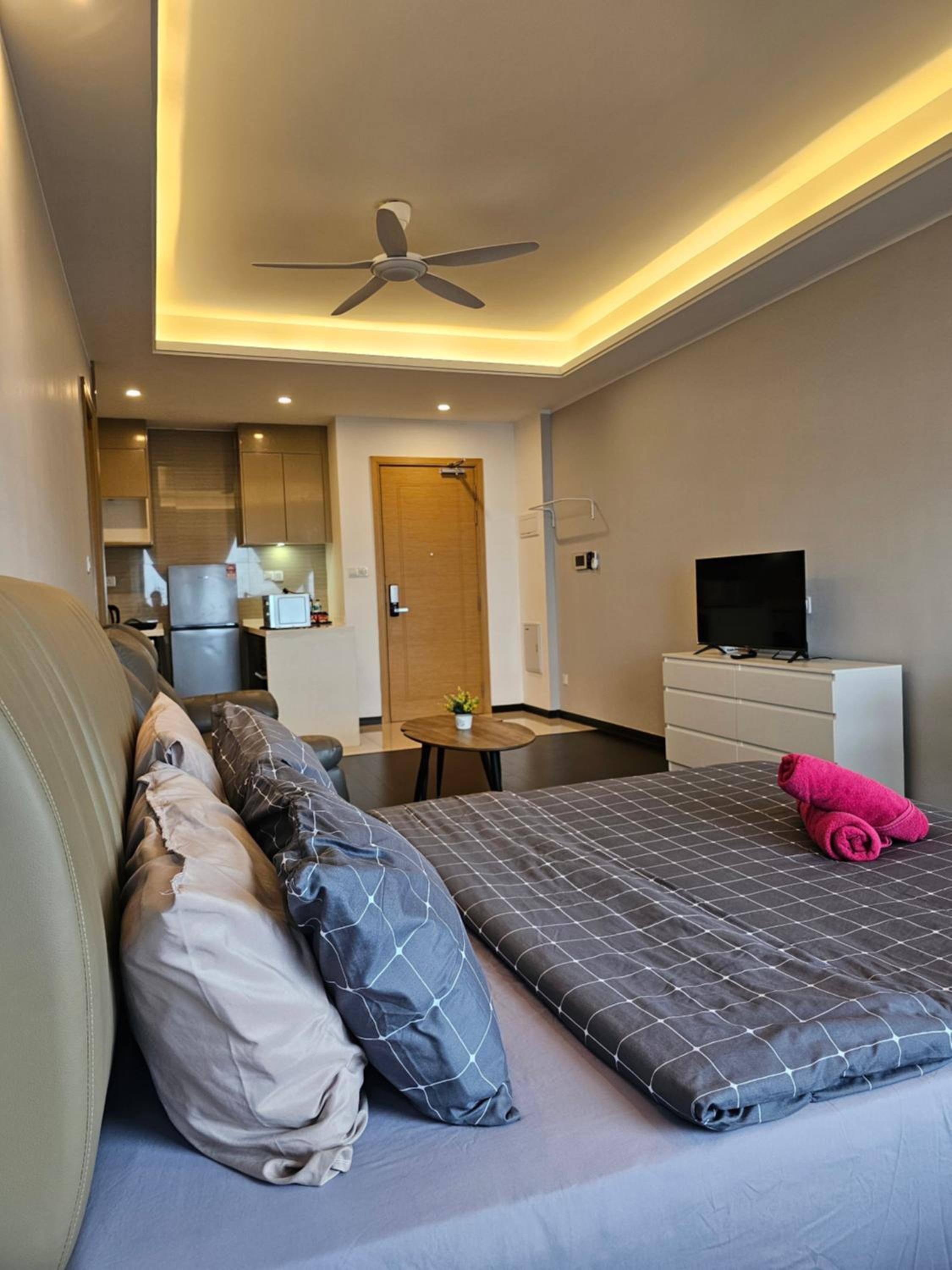 R&F Princess Cove JB Apartment Suites By SC Homestay
