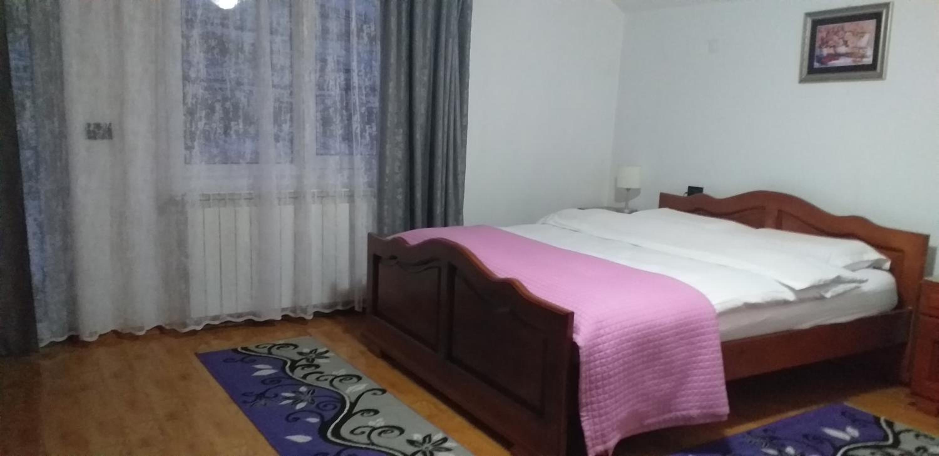 Pensiunea Casa Bradet