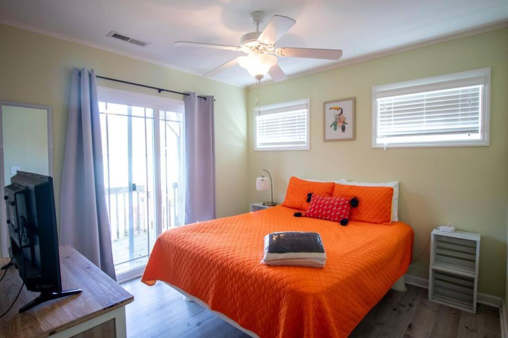 Ocean View Hot Tub Elevator 4Br 3Bath Dog Friendly view 5