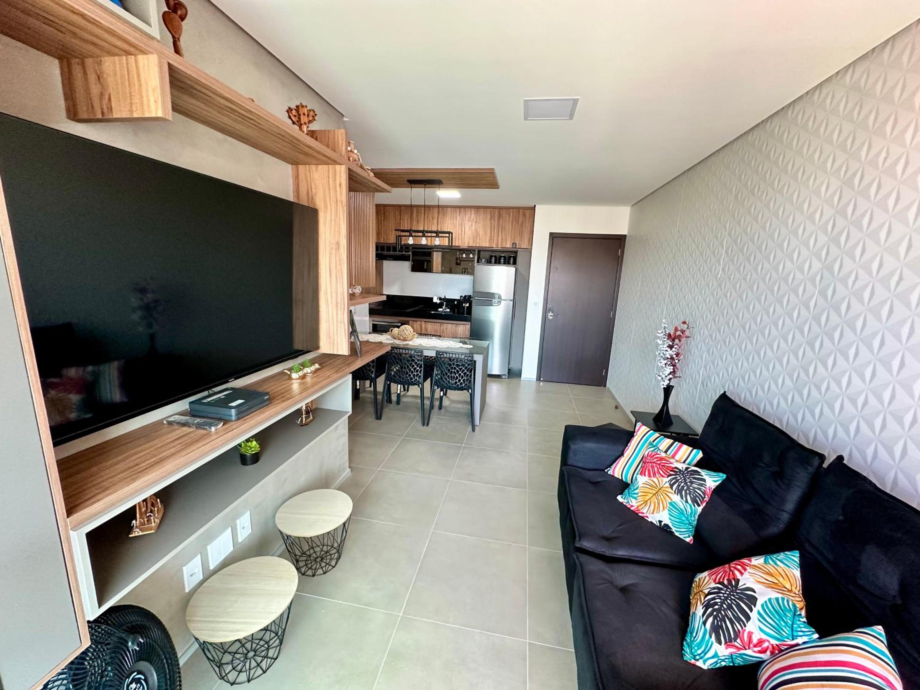 Apartamento novo e completo há 500m da praia Ponta Verde!