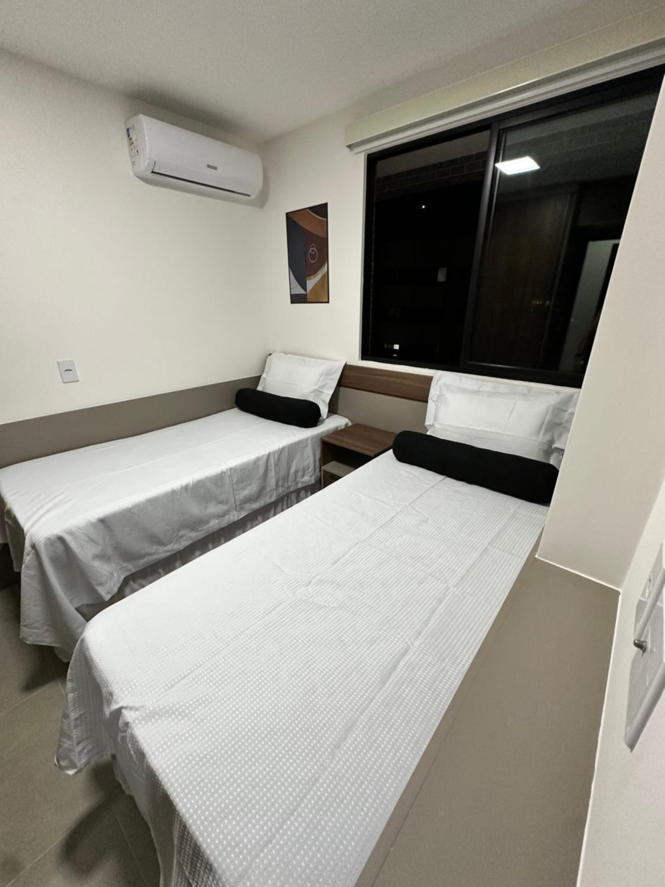 Apartamento novo e completo há 500m da praia Ponta Verde!