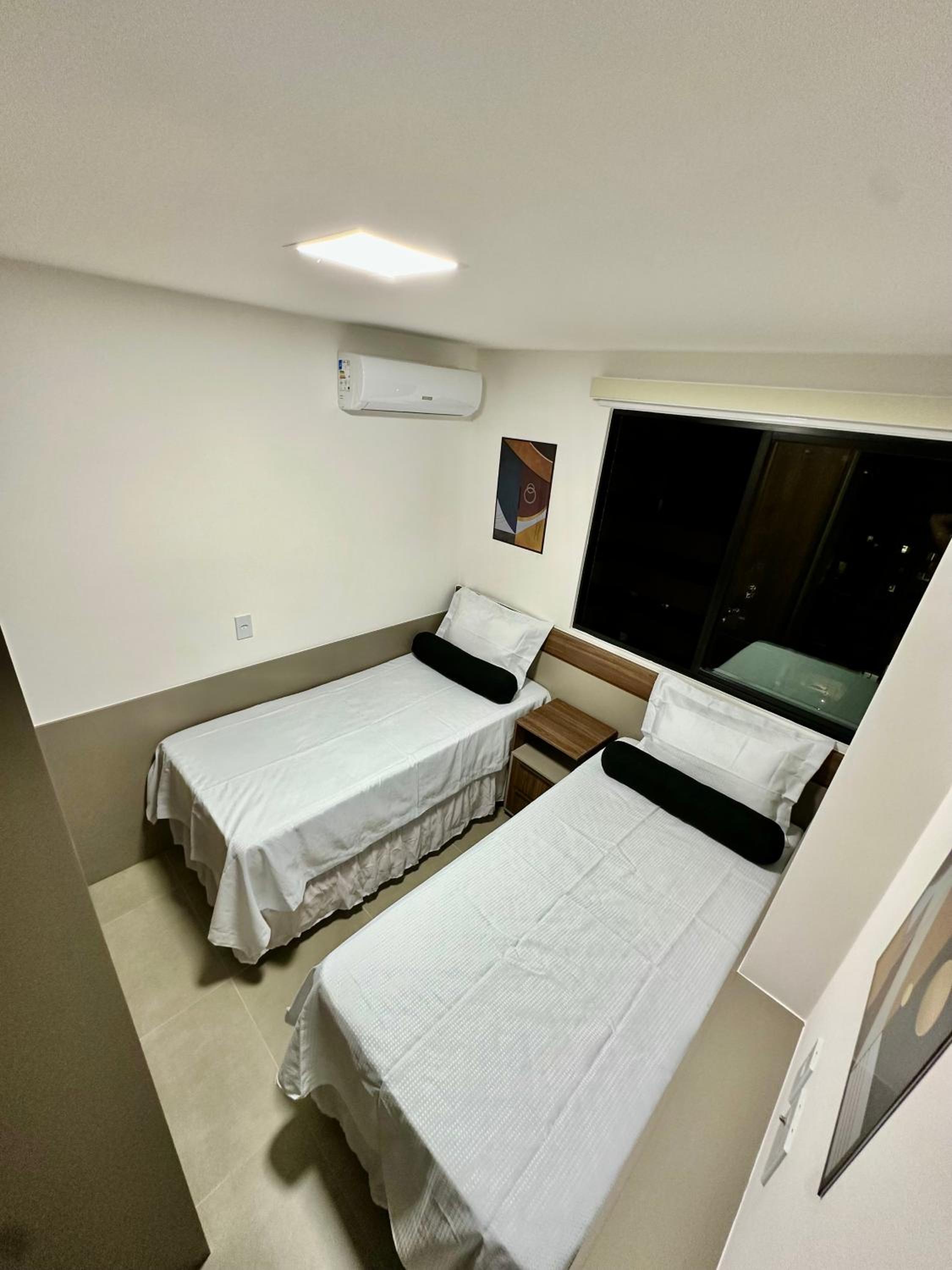 Apartamento novo e completo há 500m da praia Ponta Verde!