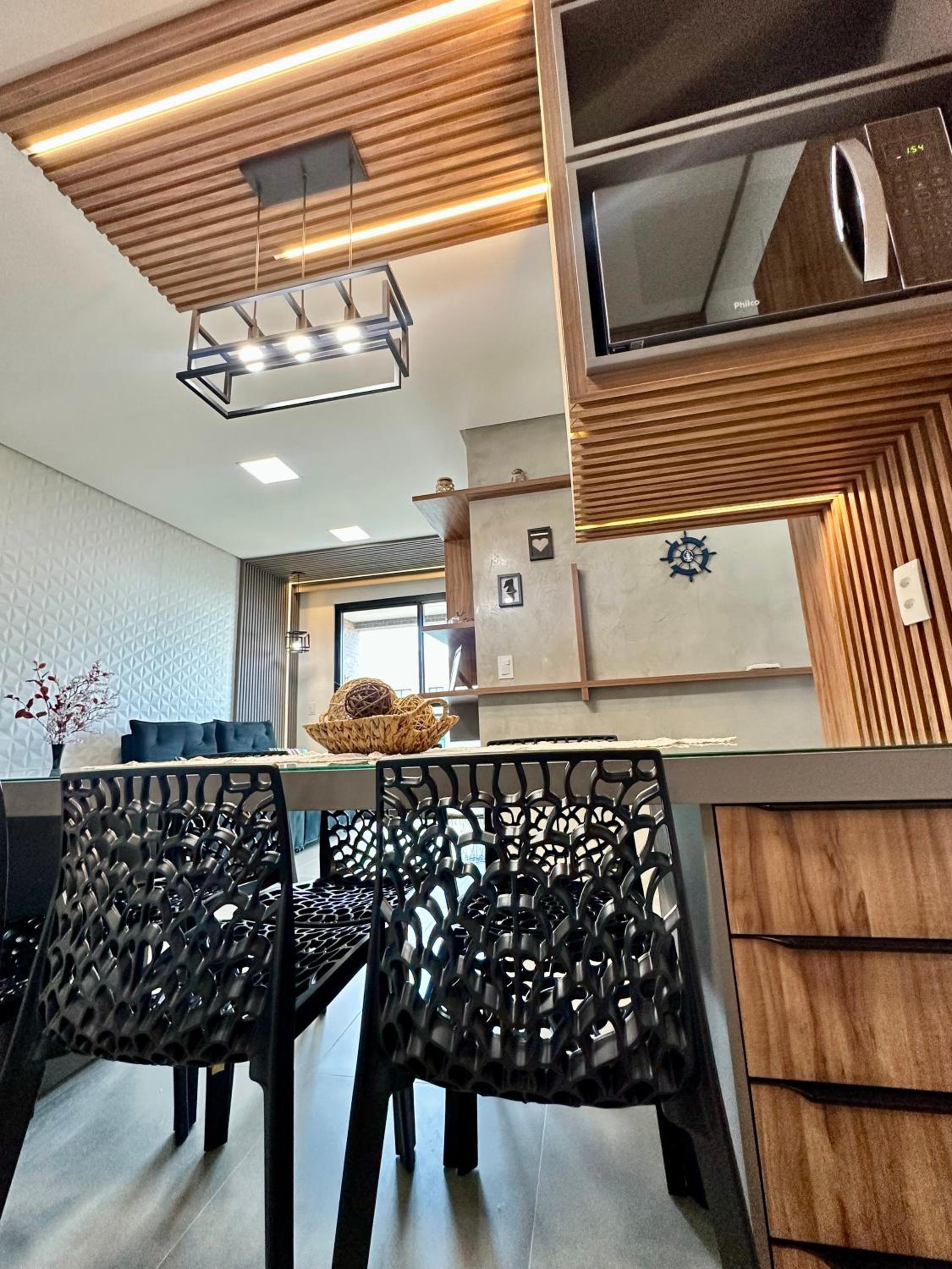 Apartamento novo e completo há 500m da praia Ponta Verde!