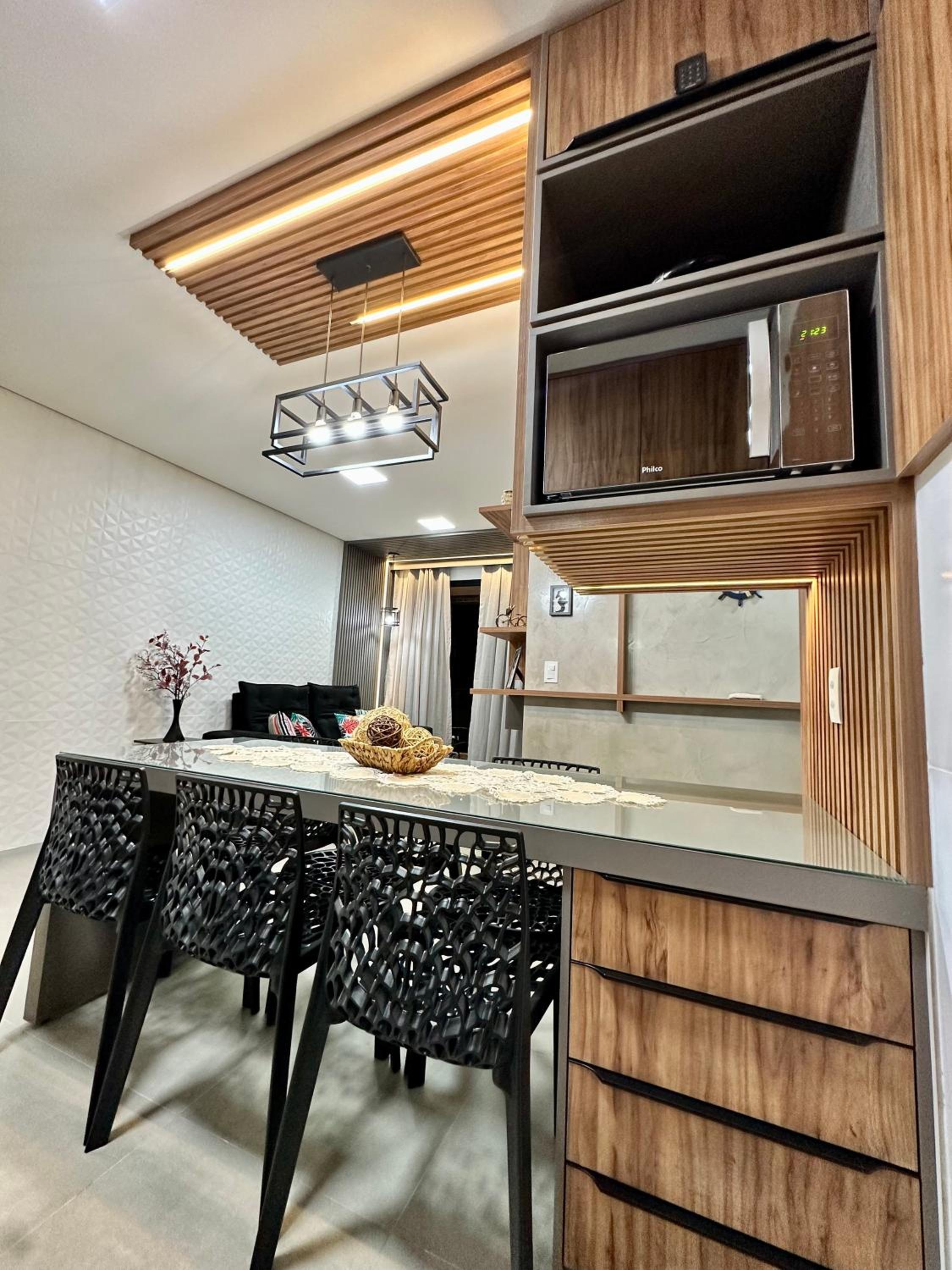 Apartamento novo e completo há 500m da praia Ponta Verde!