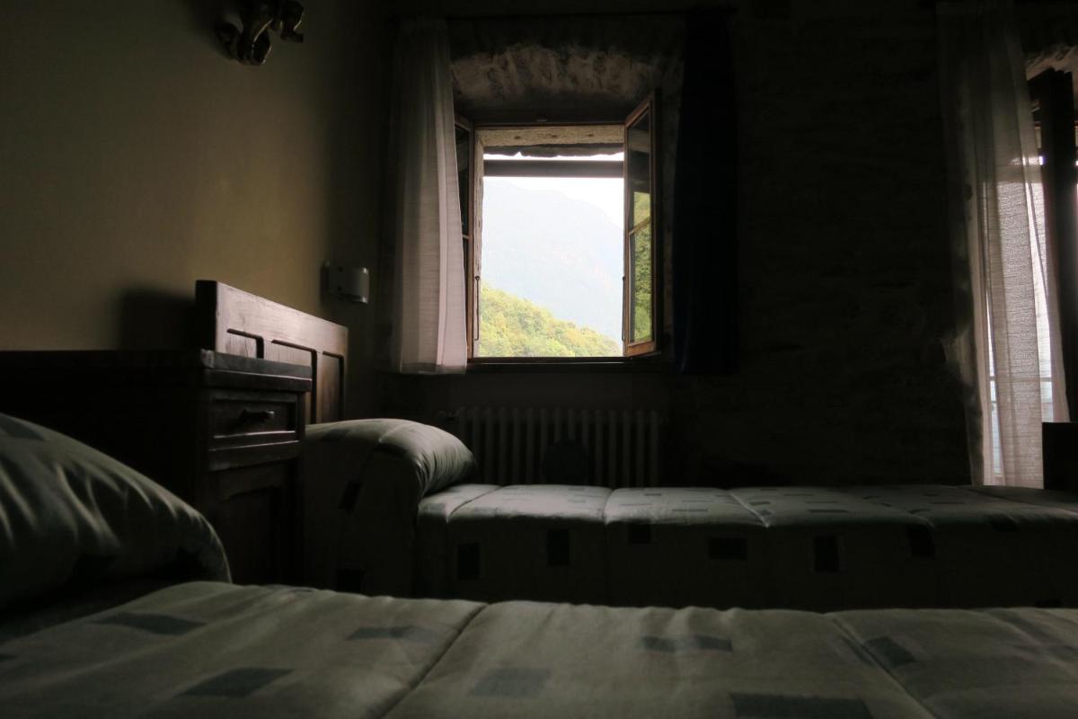 Photo 48
