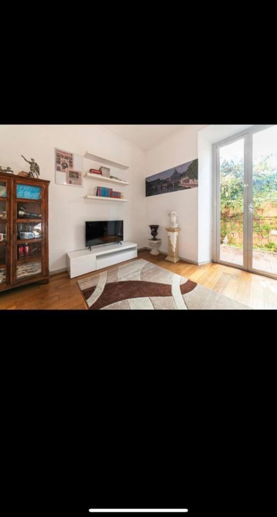 Olimpico's apartment