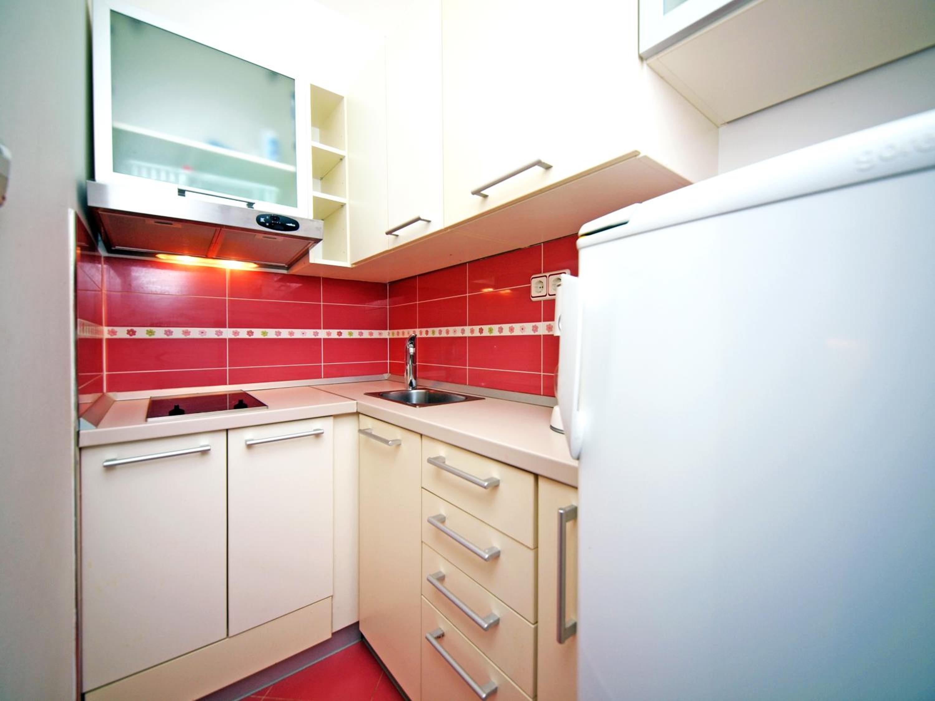 Apartments Keran - by Suites Living view 3