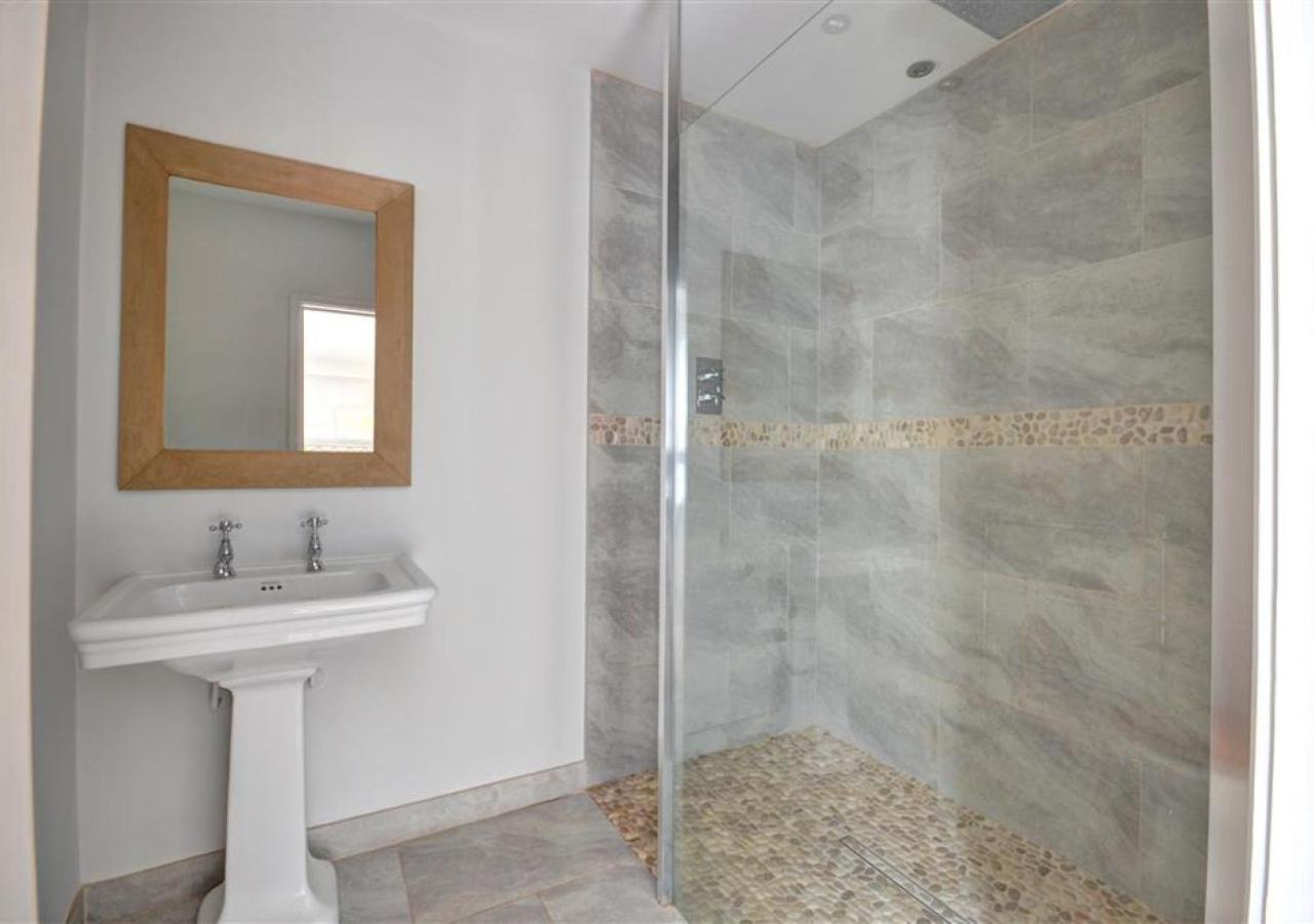4 Bed in Porthtowan oc-pc718a