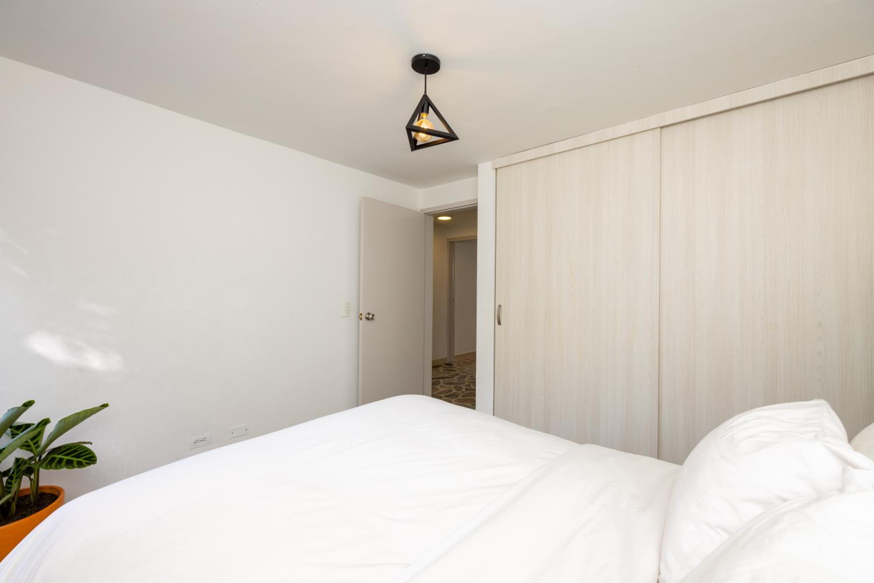 El Poblado, La Frontera (Apartamentos)