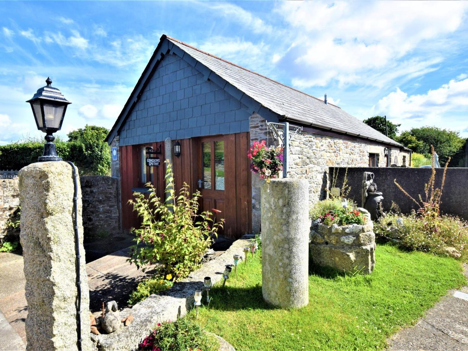 2 Bed in Launceston oc-congs view 2