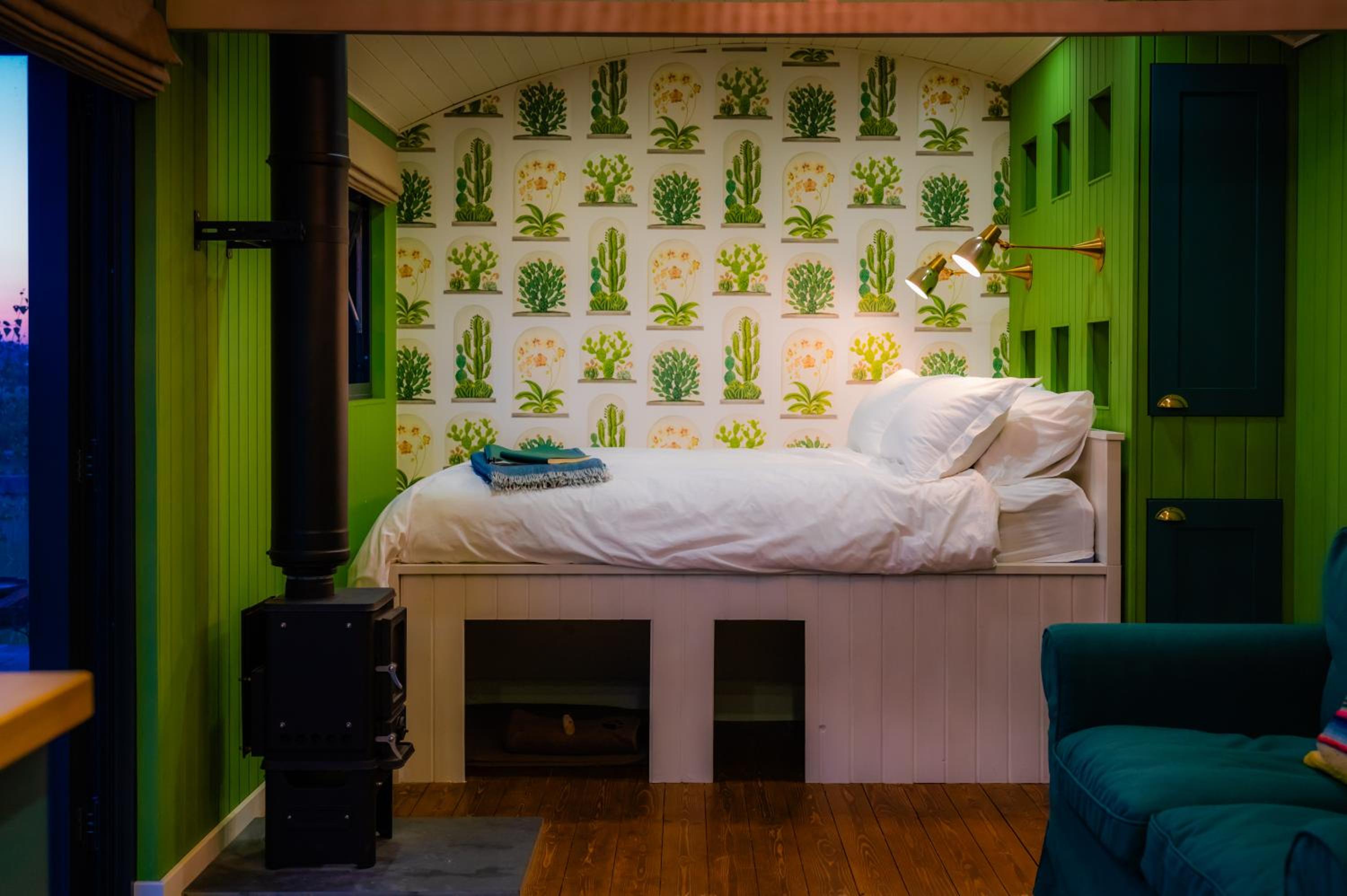 Gooseberry Shepherds Hut