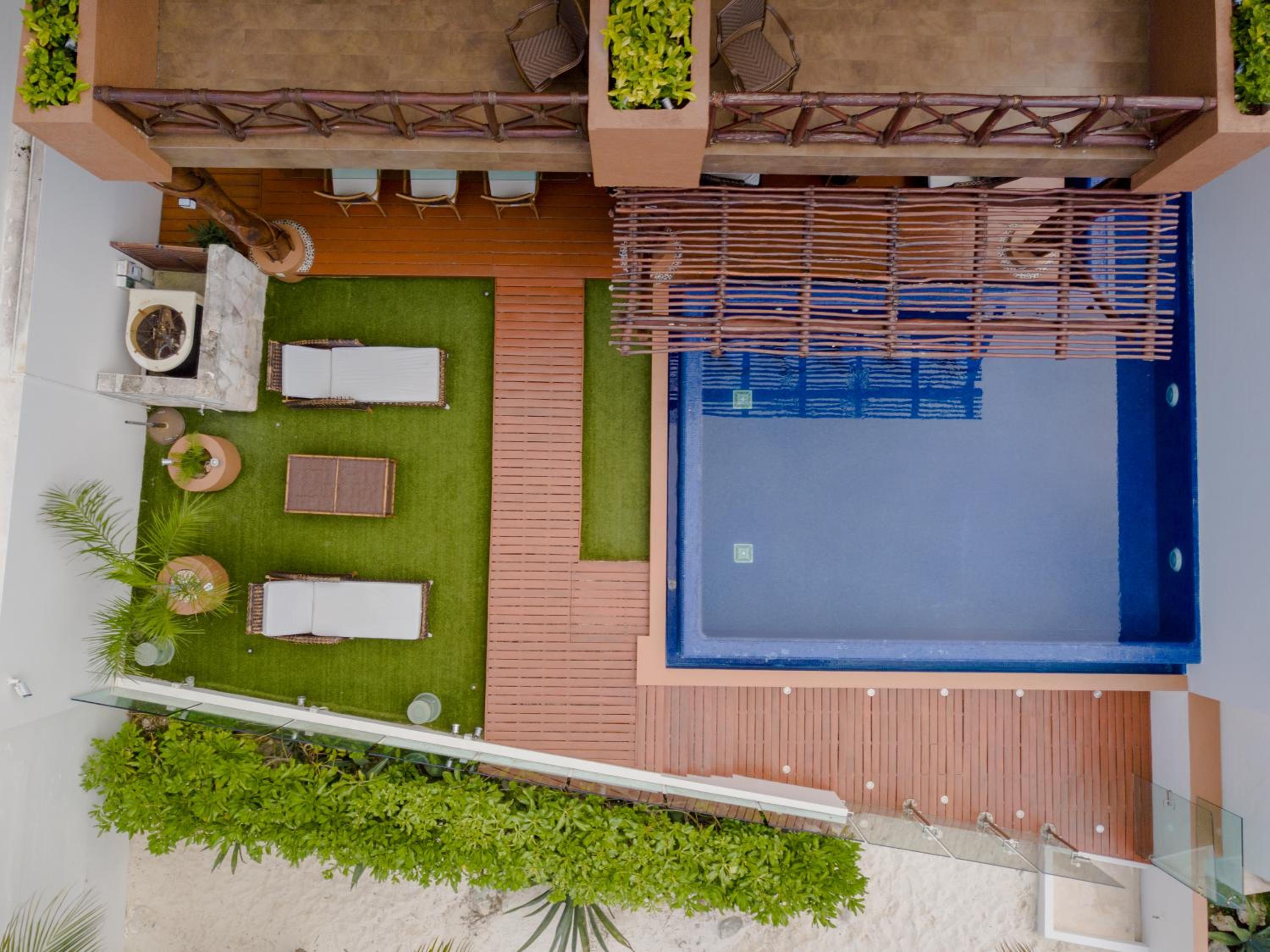 6BR Beachfront Private Luxury Villa by Solmar Rentals