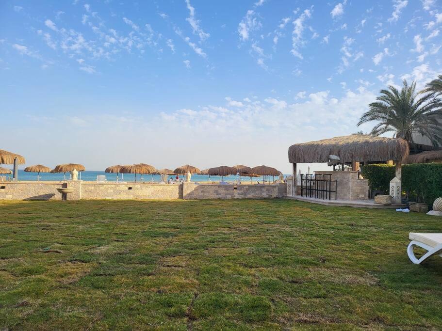 Beachfront Sokhna Chalet 3 Bedrooms Y1