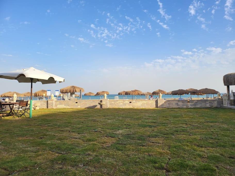Beachfront Sokhna Chalet 3 Bedrooms Y1