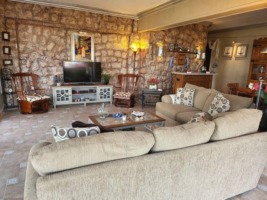 Beachfront Sokhna Chalet 3 Bedrooms Y1