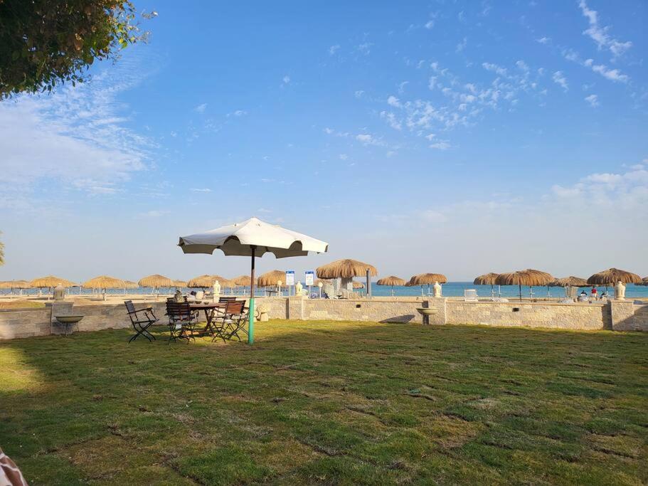 Beachfront Sokhna Chalet 3 Bedrooms Y1