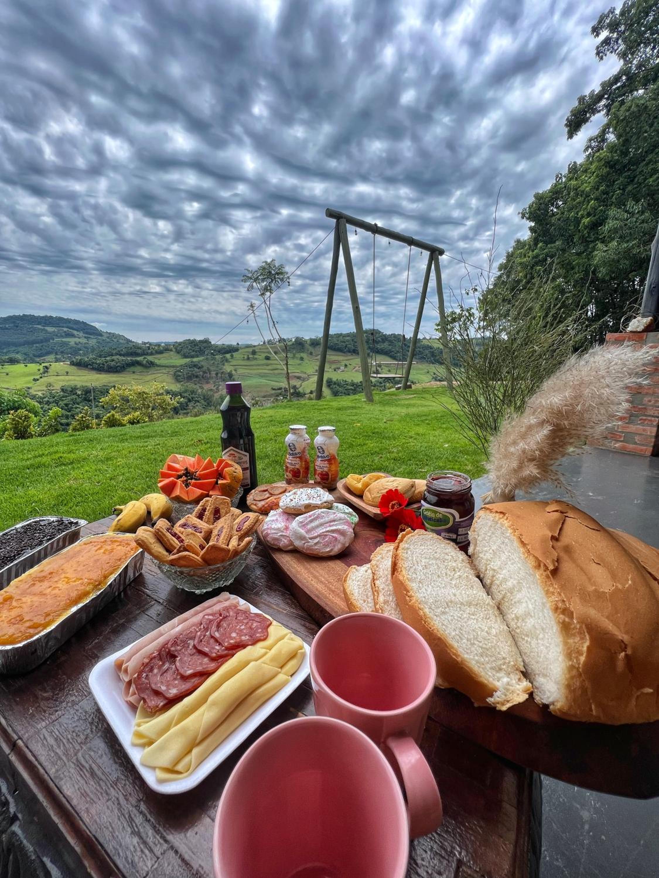 Rancho Exílio do Poeta - Chalé com Banheira, fogão à Lenha e balanço gigante!