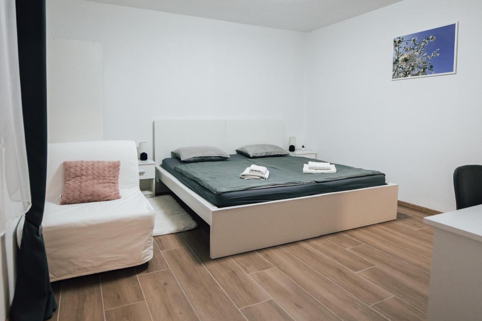 Cherry Berry Apartmani view 3