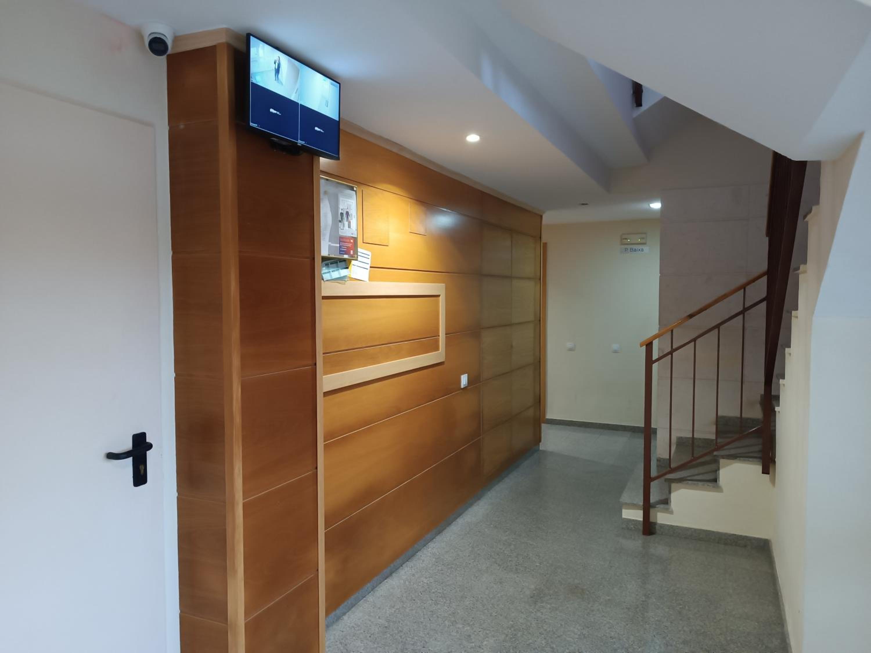 Apartamento nuevo con piscina
