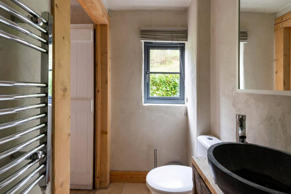 ‘The Little House on The Priory’ with Hot Tub view 3