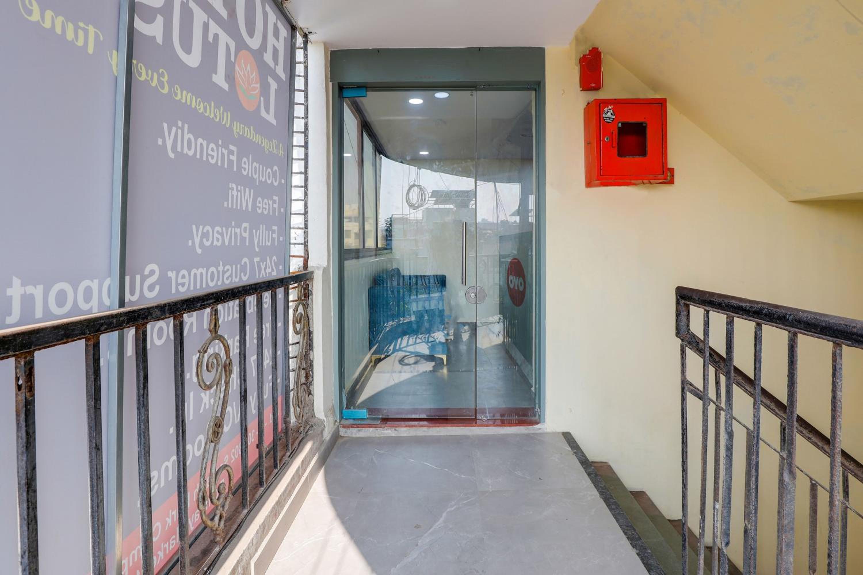 Hotel O Lotus