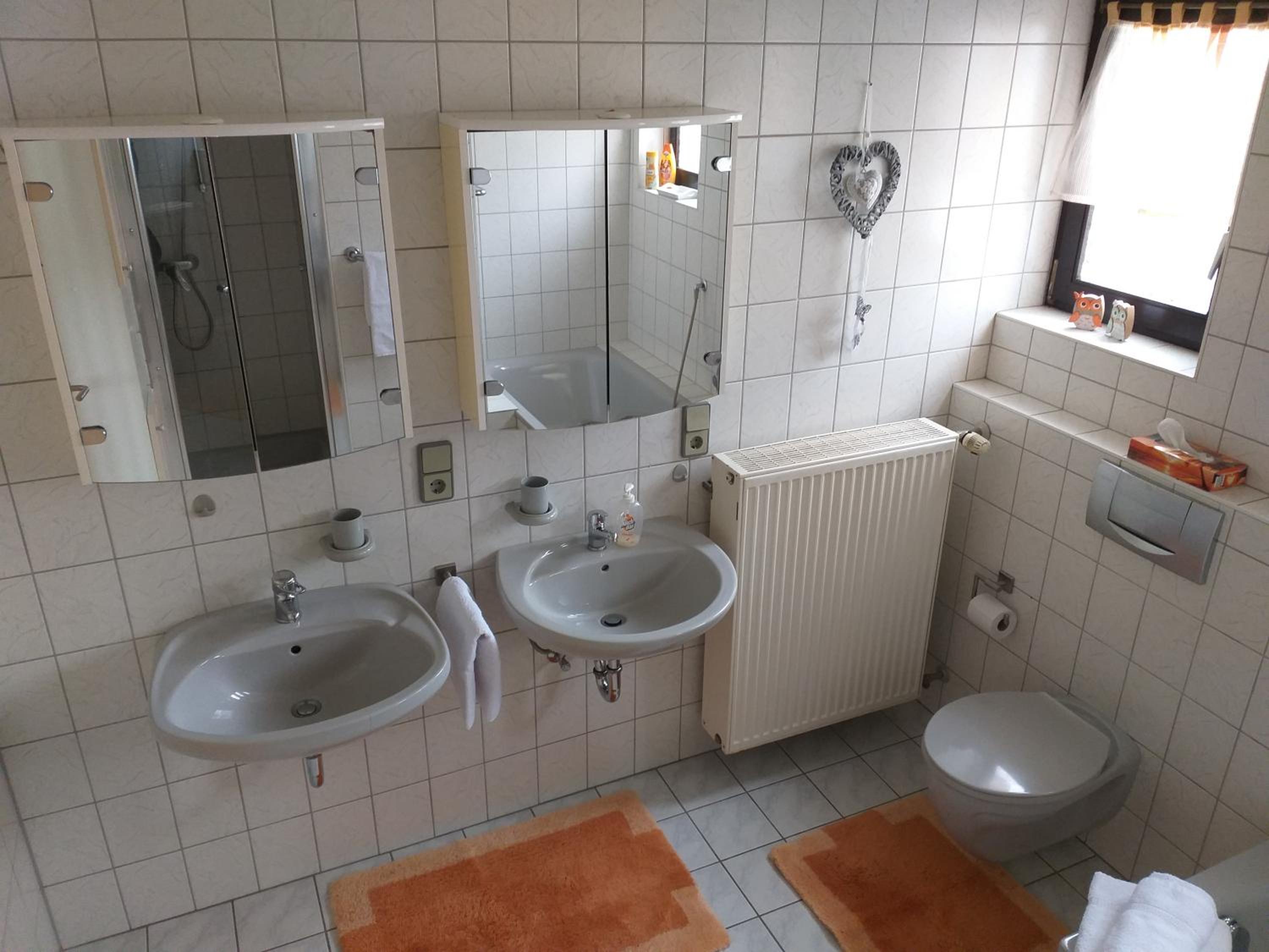 Apartment Zwei Schlafzimmer und absperrbare Fahrradgarage
