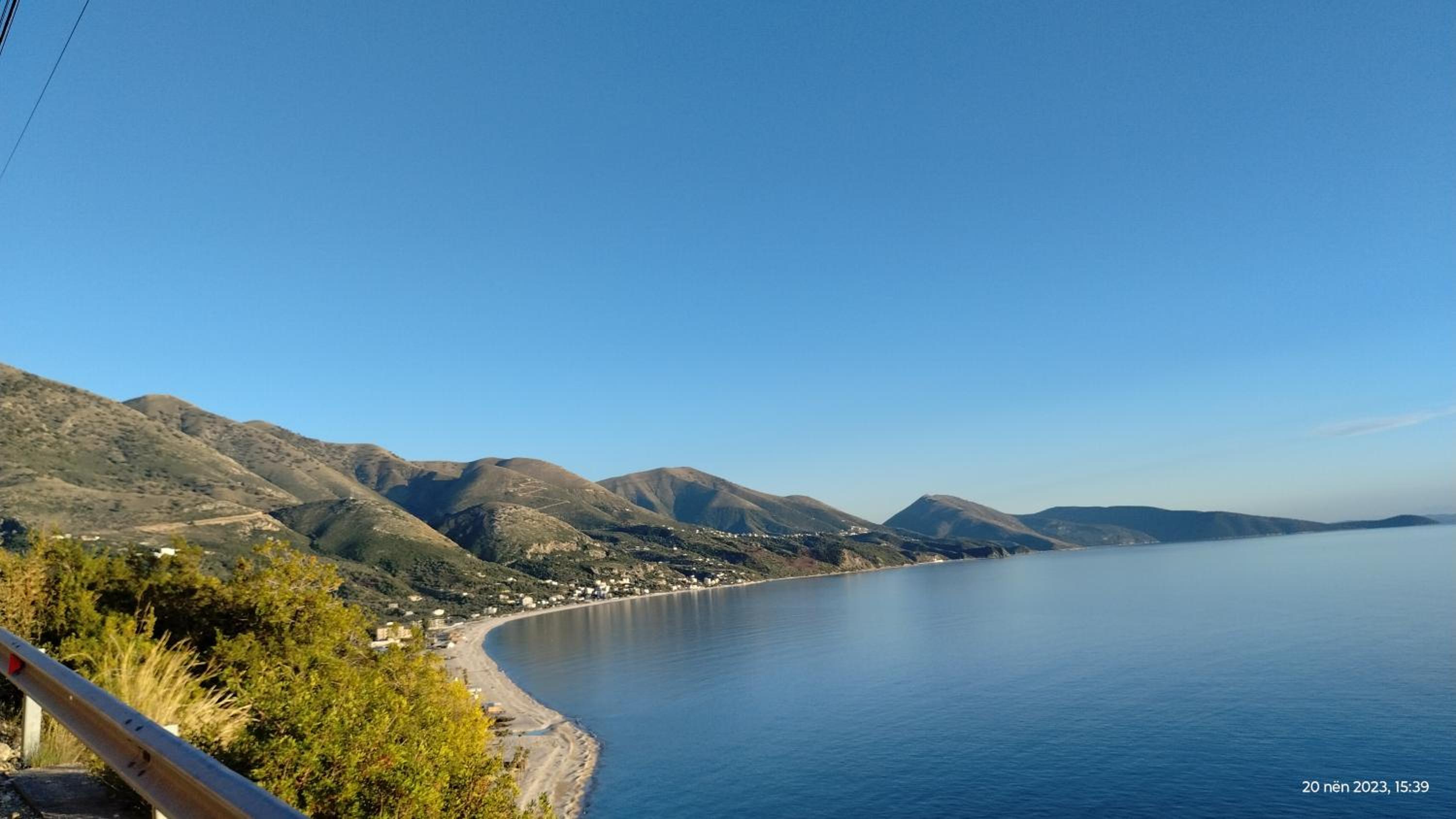 Petrit apartament photo 4